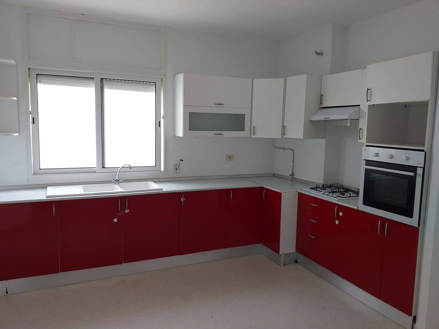 La Marsa El Aouina Location Appart. 2 pices S2  jardins el aouina