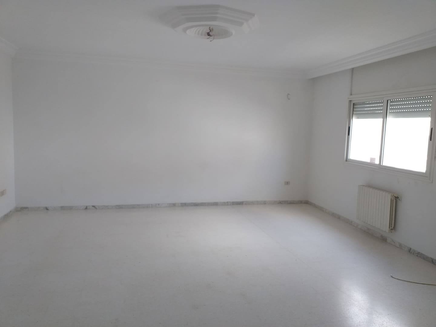 La Marsa El Aouina Location Appart. 2 pices S2  jardins el aouina