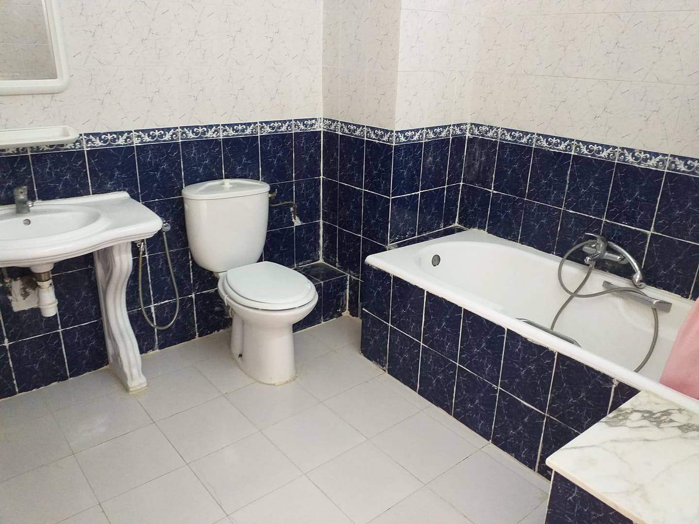 La Marsa El Aouina Location Appart. 2 pices S2  jardins el aouina