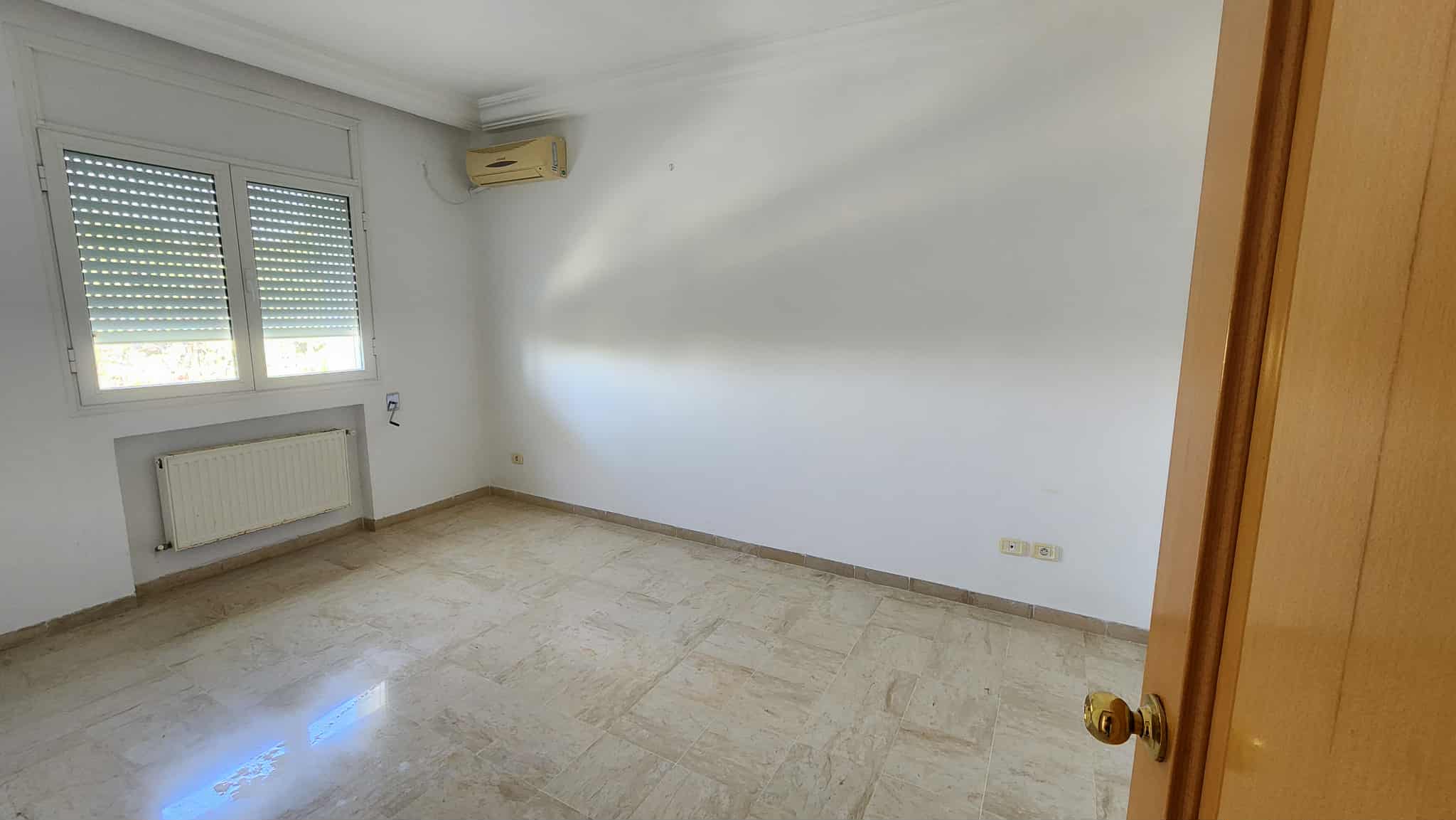 La Marsa Gammart Location Appart. 3 pices Appart s 3 route gammarth