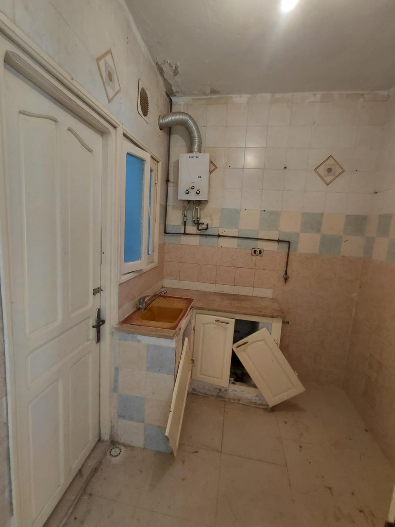 El Menzah El Manar 1 Location Appart. 2 pices Studio hall plus 2 vide a el manar 1 wb4201