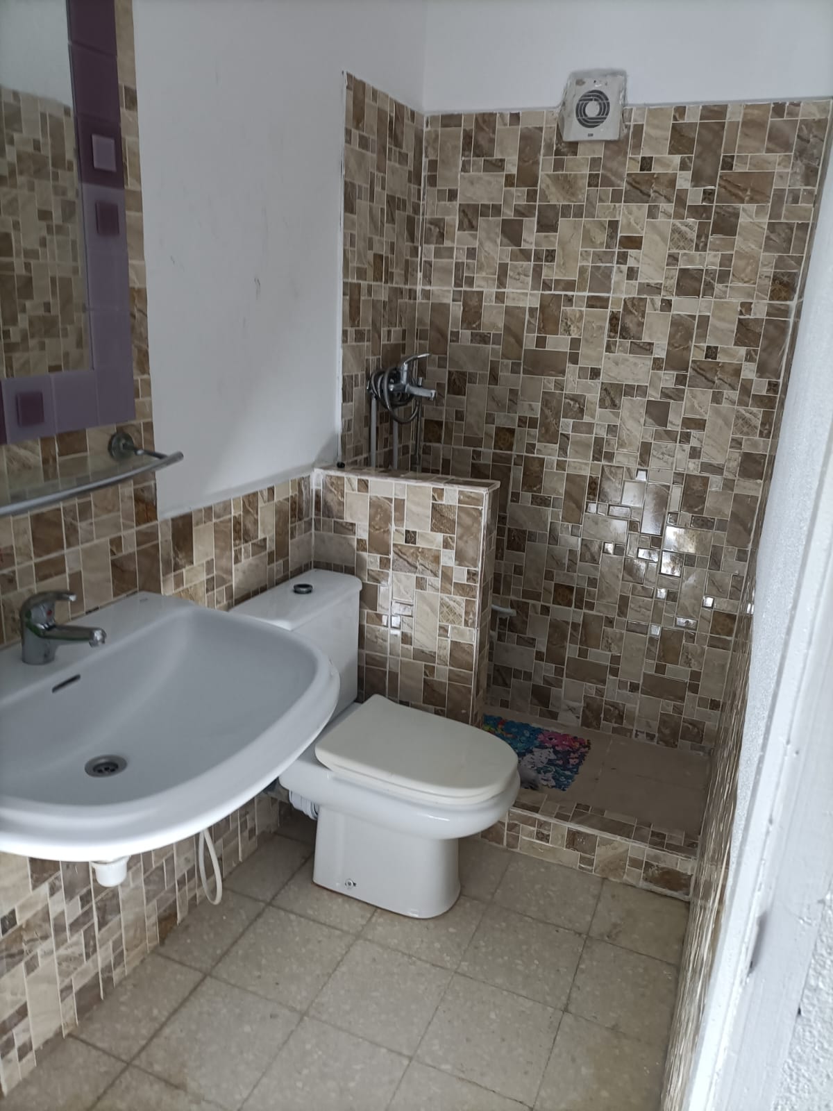 Ariana Ville&nbsp;Riadh Landlous&nbsp;Location&nbsp;Maisons&nbsp;Etage de villa s2 meubl� a riadh landalos wb4331