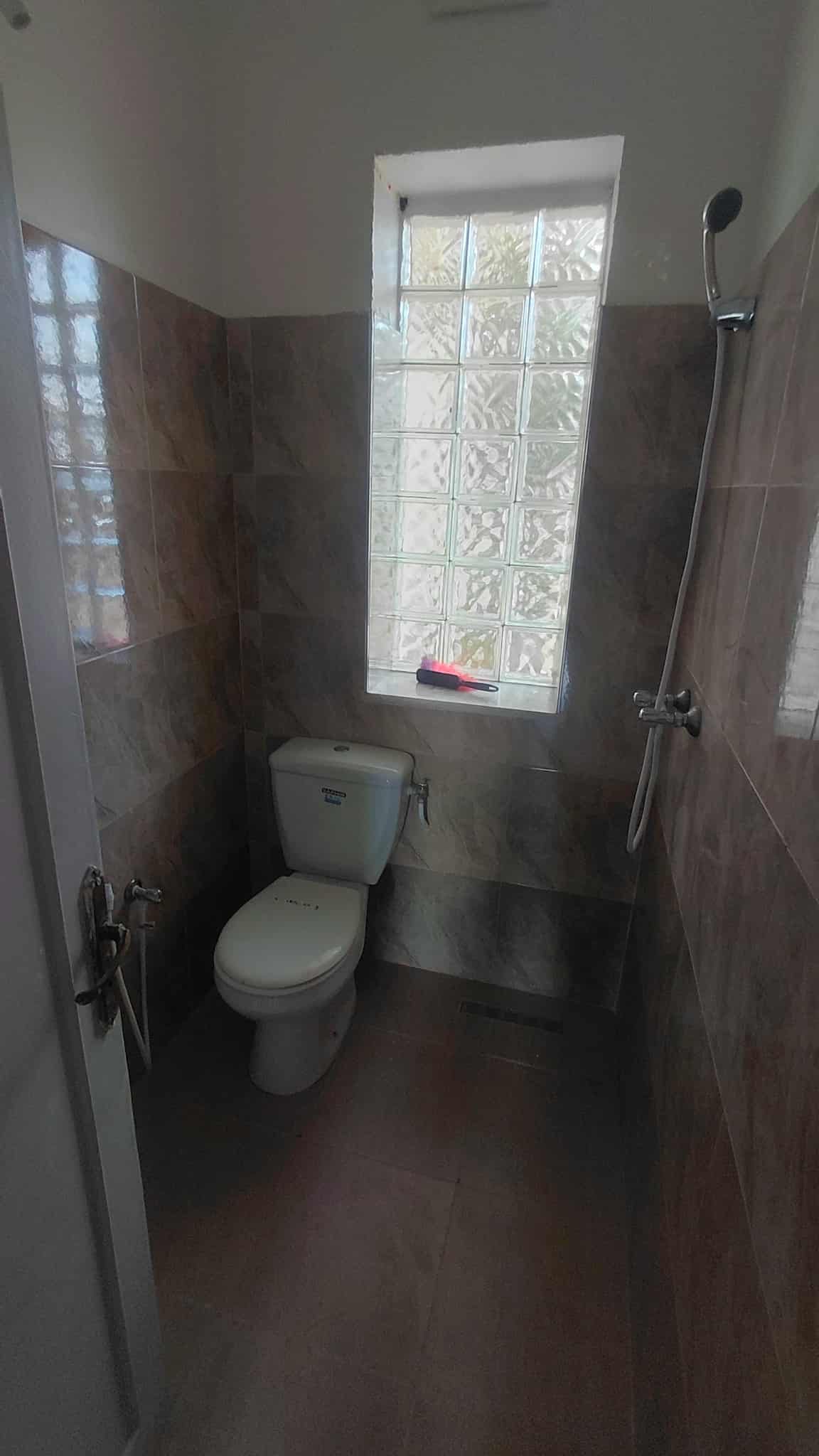 Ariana Ville El Menzah 5 Bureaux & Commerces Bureau Rez de chausse s3 bur a el manzah 5 wb4332