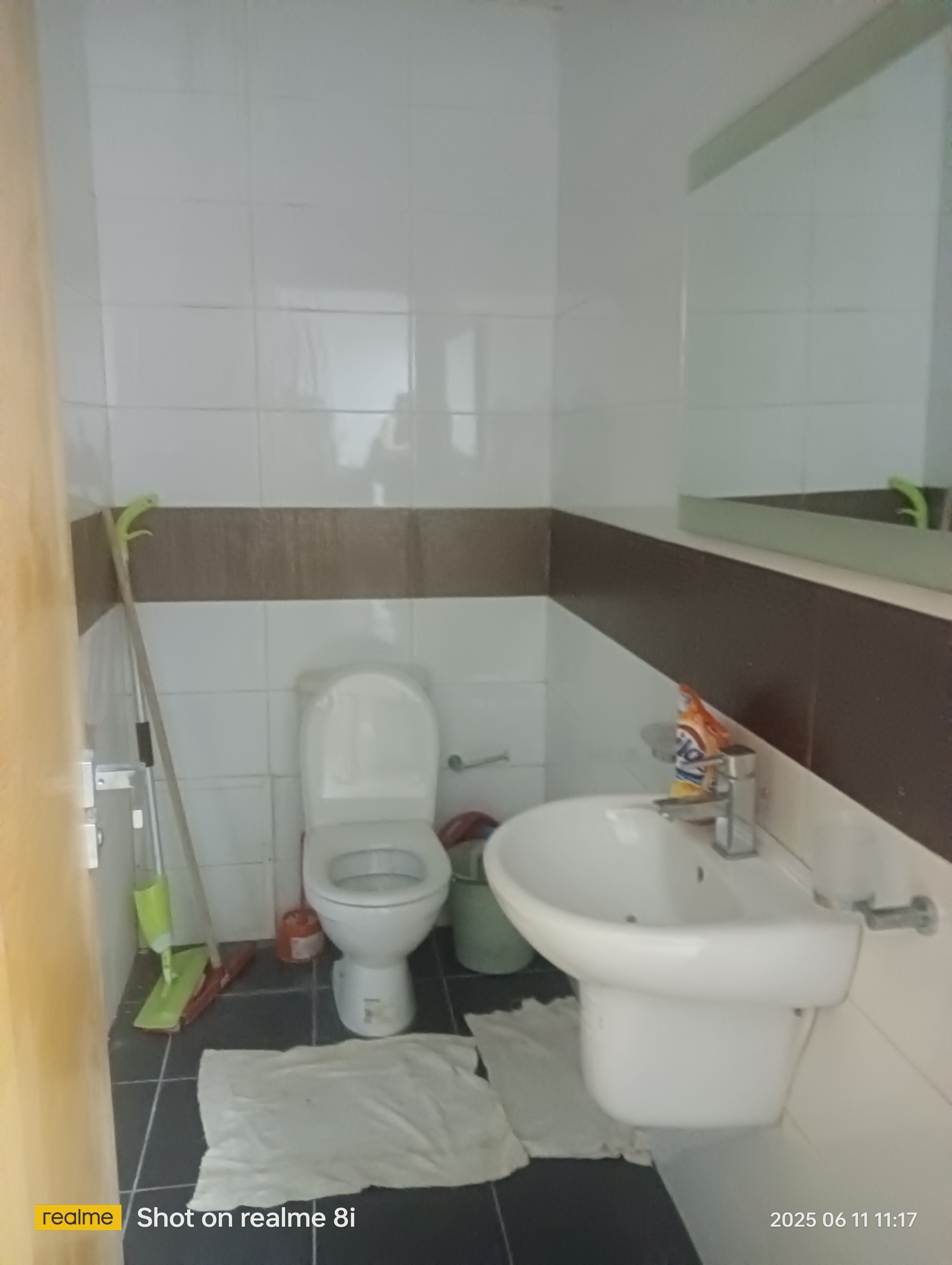 Ariana Ville Cite Ennasr 2 Bureaux & Commerces Bureau Bureau  mezzanine h2