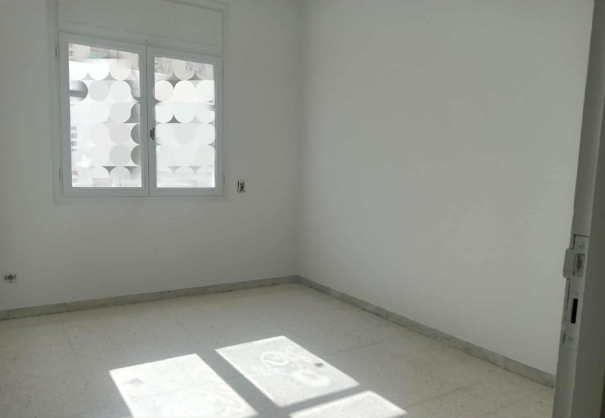 Ariana Ville Cite Ennasr 2 Location Appart. 4 pices S3  1300 habitation ou bureau