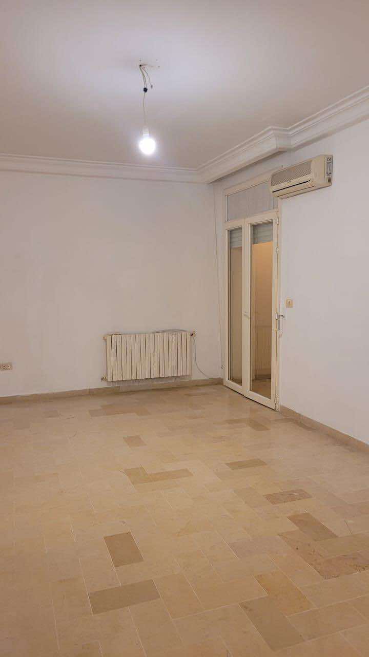 La Marsa El Aouina Location Appart. 2 pices Appart  cit el wahat