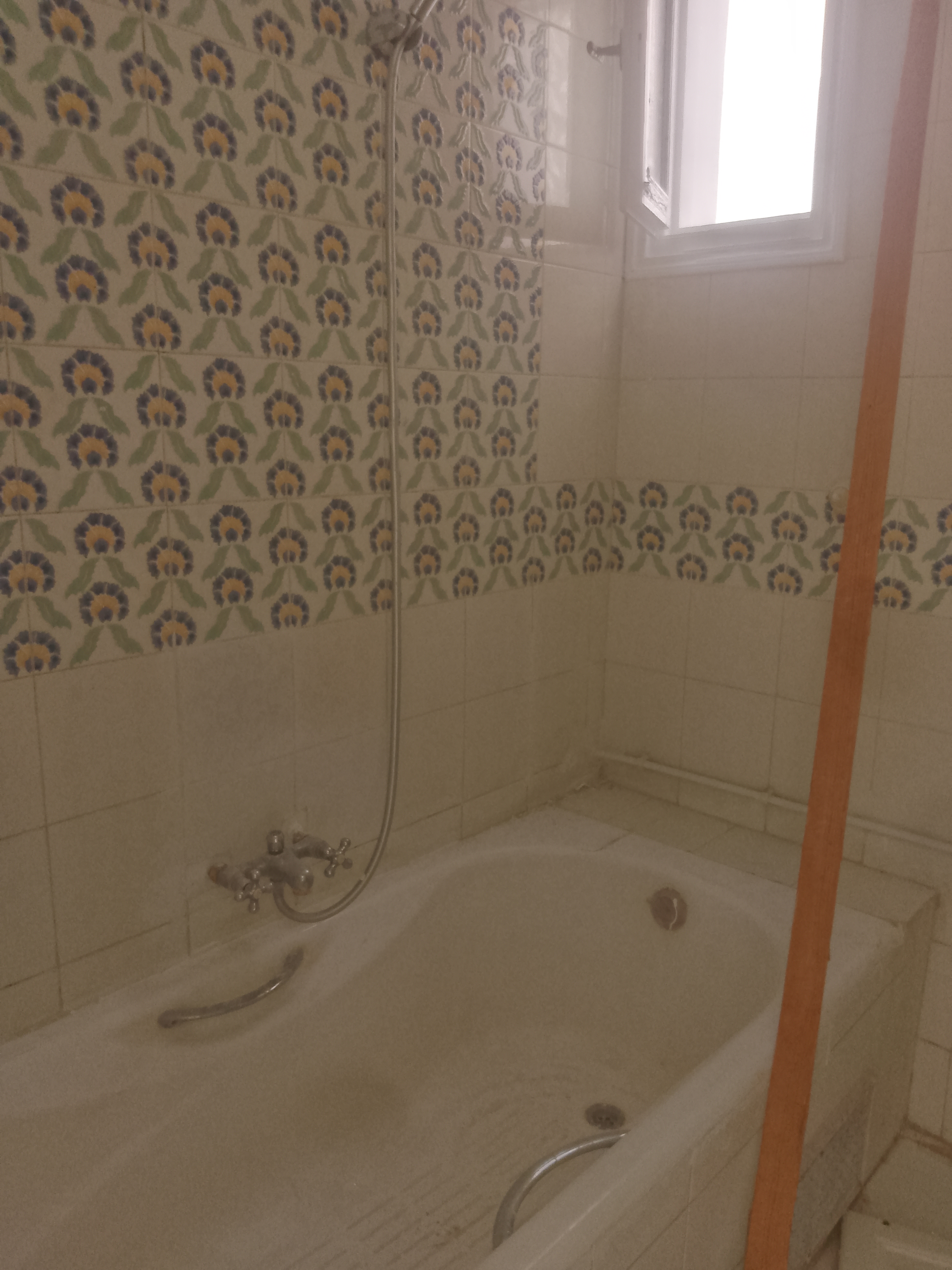 Ariana Ville Cite Ennasr 2 Location Appart. 3 pices Appartement s plus 2  ennasr2
