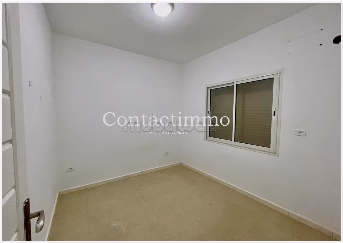 Ariana Ville Borj El Baccouche Location Appart. 1 pice Studio au 1er  tage  borjbaccouche