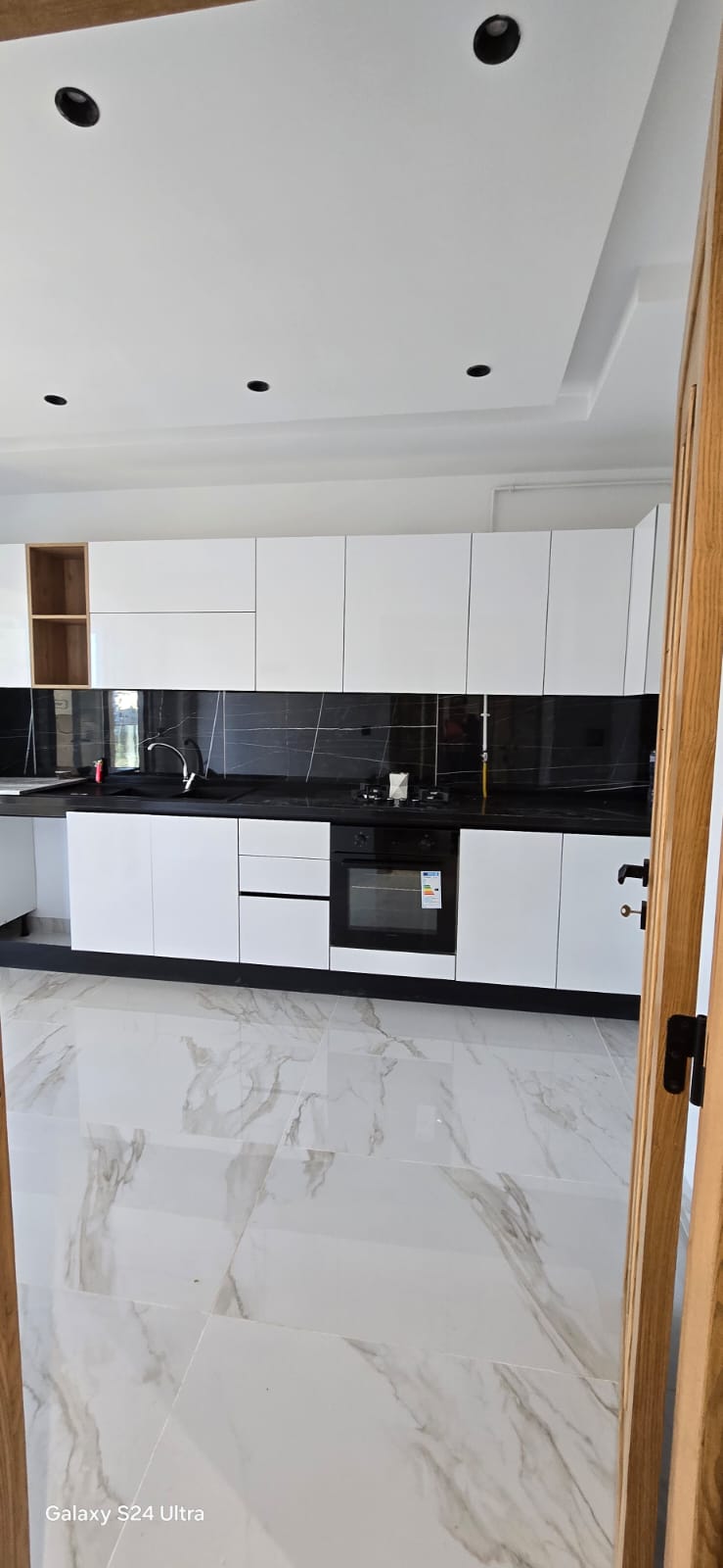 Ain Zaghouan Jardins de Carthage Location Appart. 2 pices Superbe appartement tout neuf jardins de carthage