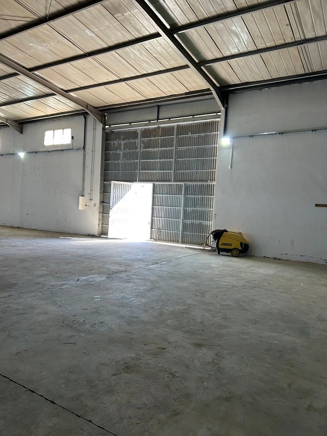 Fouchana Meghira Inzel Bureaux & Commerces Atelier,Garage Dpt  m'ghira enzel