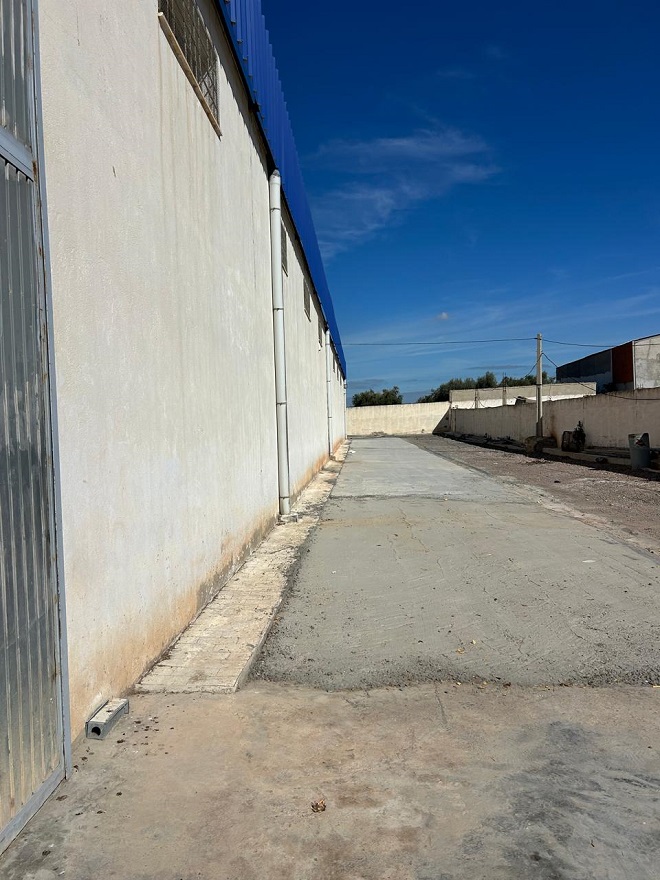 Fouchana Meghira Inzel Bureaux & Commerces Atelier,Garage Dpt  m'ghira enzel