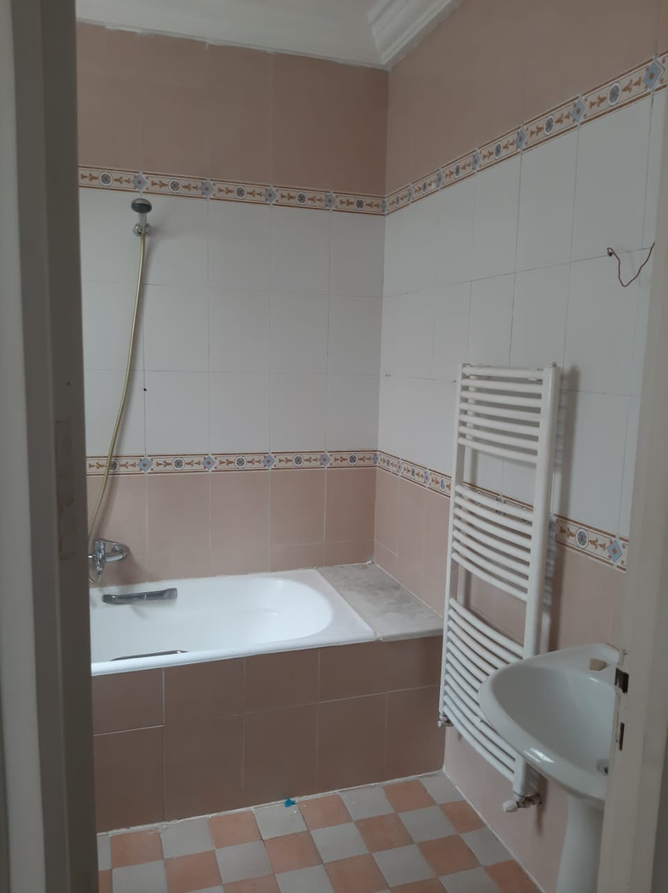 El Kram Le Kram Ouest Location Appart. 2 pices Appatement s plus 2