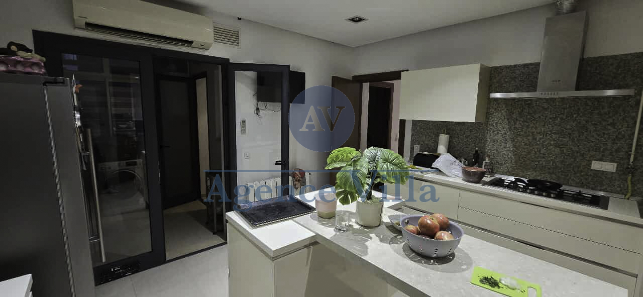 La Marsa&nbsp;Berge Du Lac&nbsp;Location&nbsp;Appart. 4 pi�ces&nbsp;Un appartement au lac2