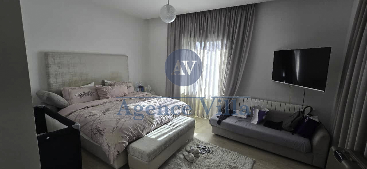 La Marsa&nbsp;Berge Du Lac&nbsp;Location&nbsp;Appart. 4 pi�ces&nbsp;Un appartement au lac2