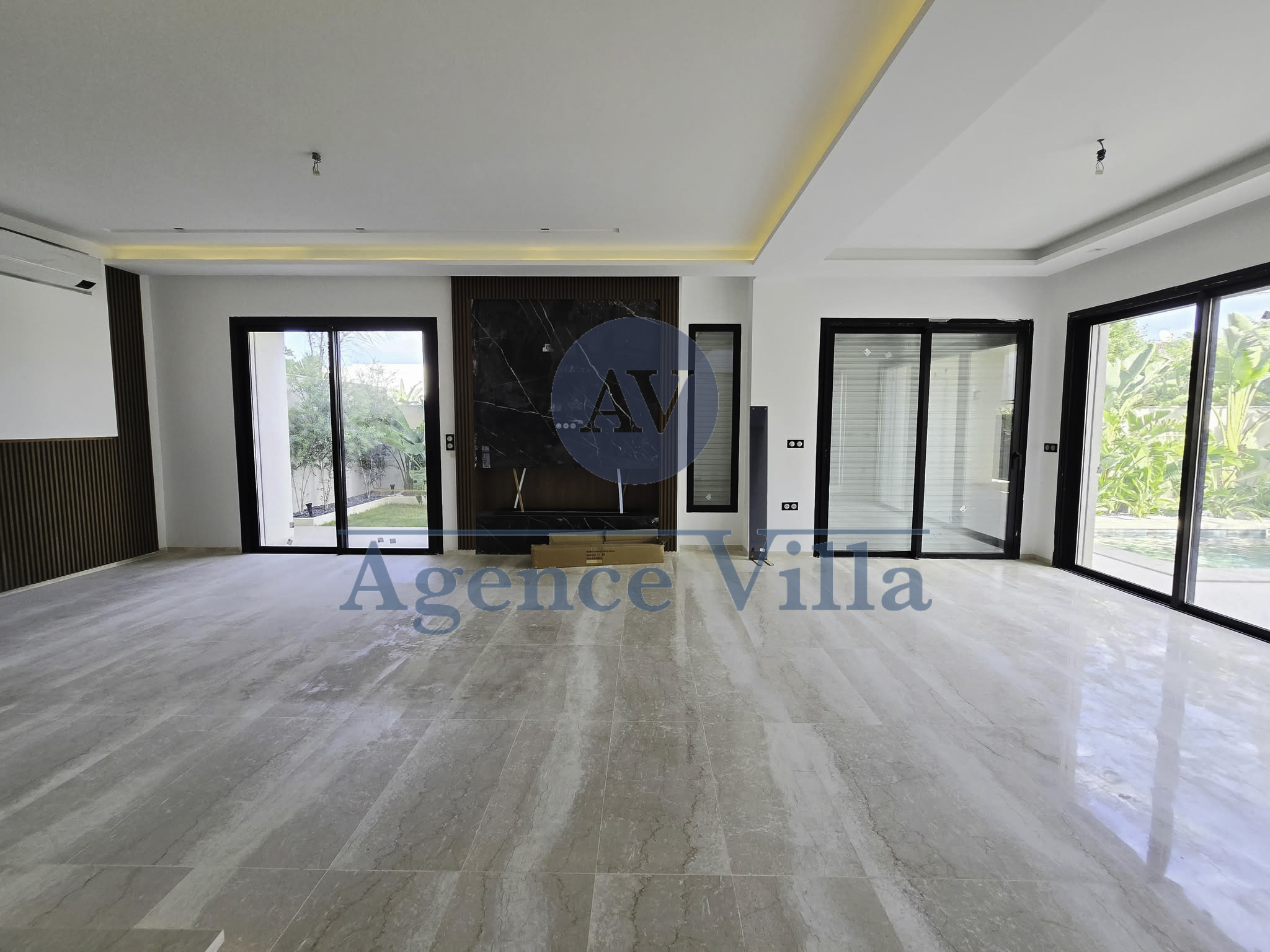 La Soukra&nbsp;La Soukra&nbsp;Vente&nbsp;Maisons&nbsp;Une superbe villa s5 � la soukra
