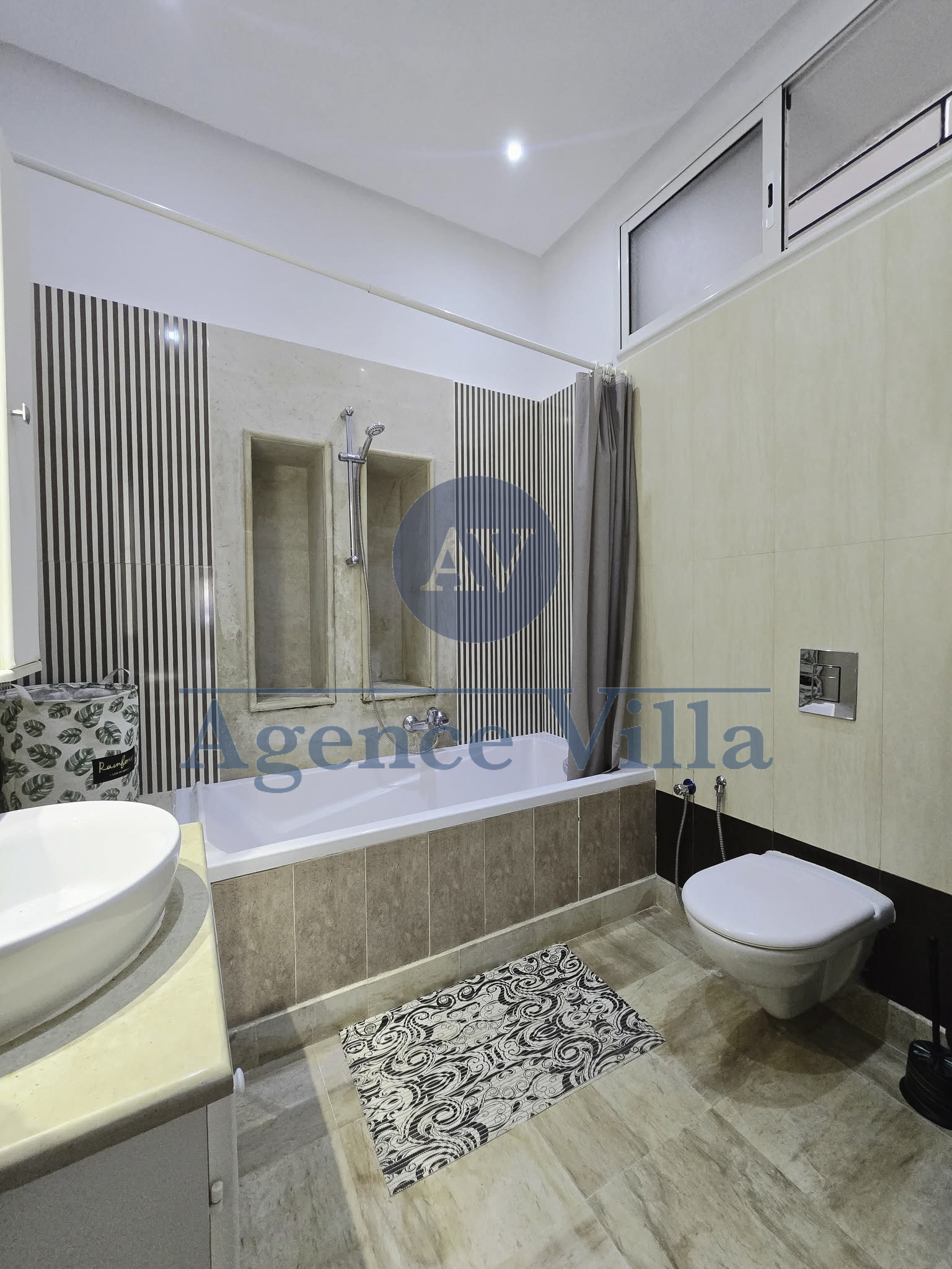 La Marsa&nbsp;Marsa Safsaf&nbsp;Location&nbsp;Maisons&nbsp;Un r�ez de chauss�e meubl� � la marsa