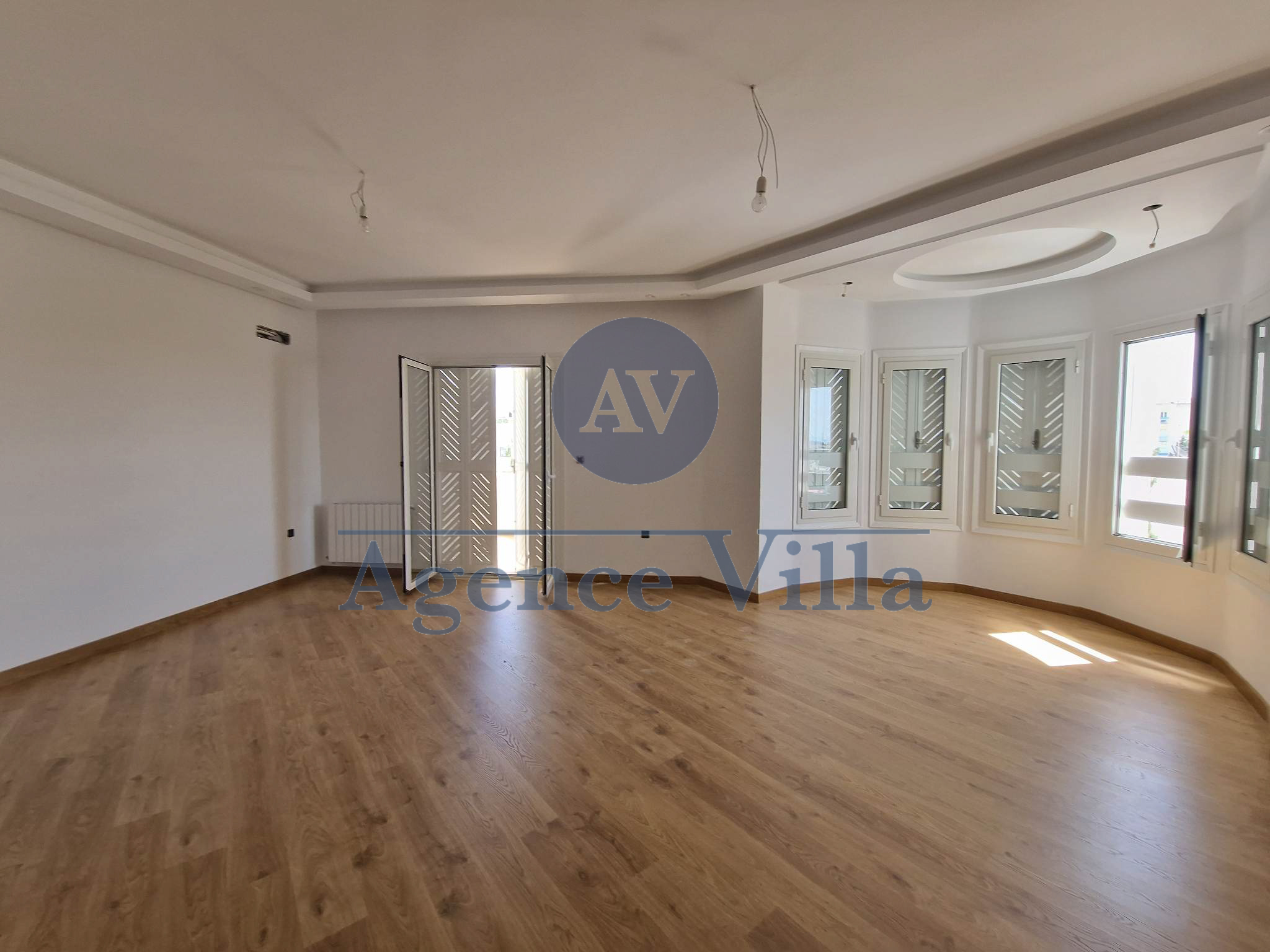 Ariana Ville El Menzah 7 Location Appart. 5 pices+ Un appartement s4  el menzah7