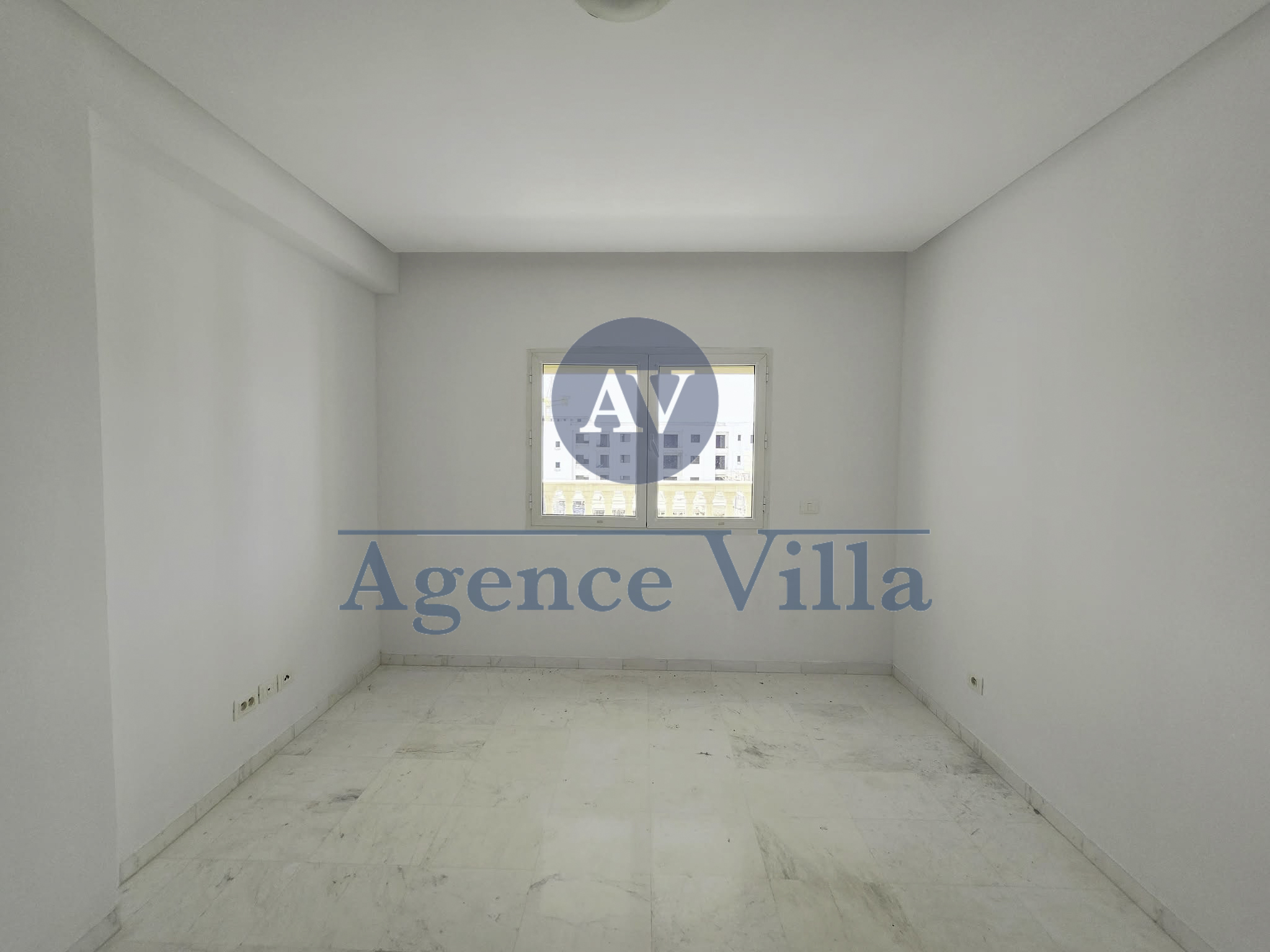 Ain Zaghouan Jardins de Carthage Location Appart. 3 pices Un appartement aux jardins de carthage