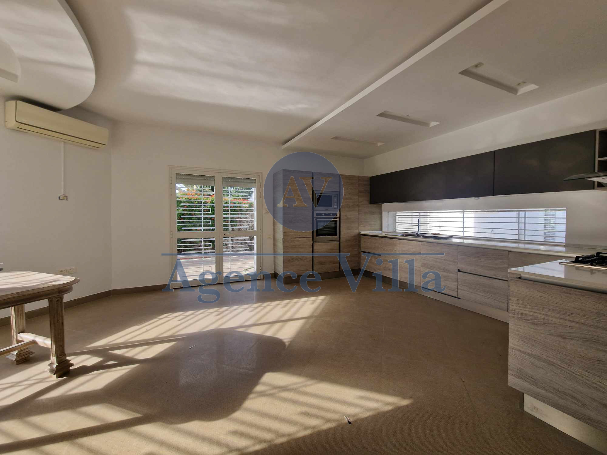La Soukra&nbsp;La Soukra&nbsp;Location&nbsp;Maisons&nbsp;Villa meubl� � la soukra
