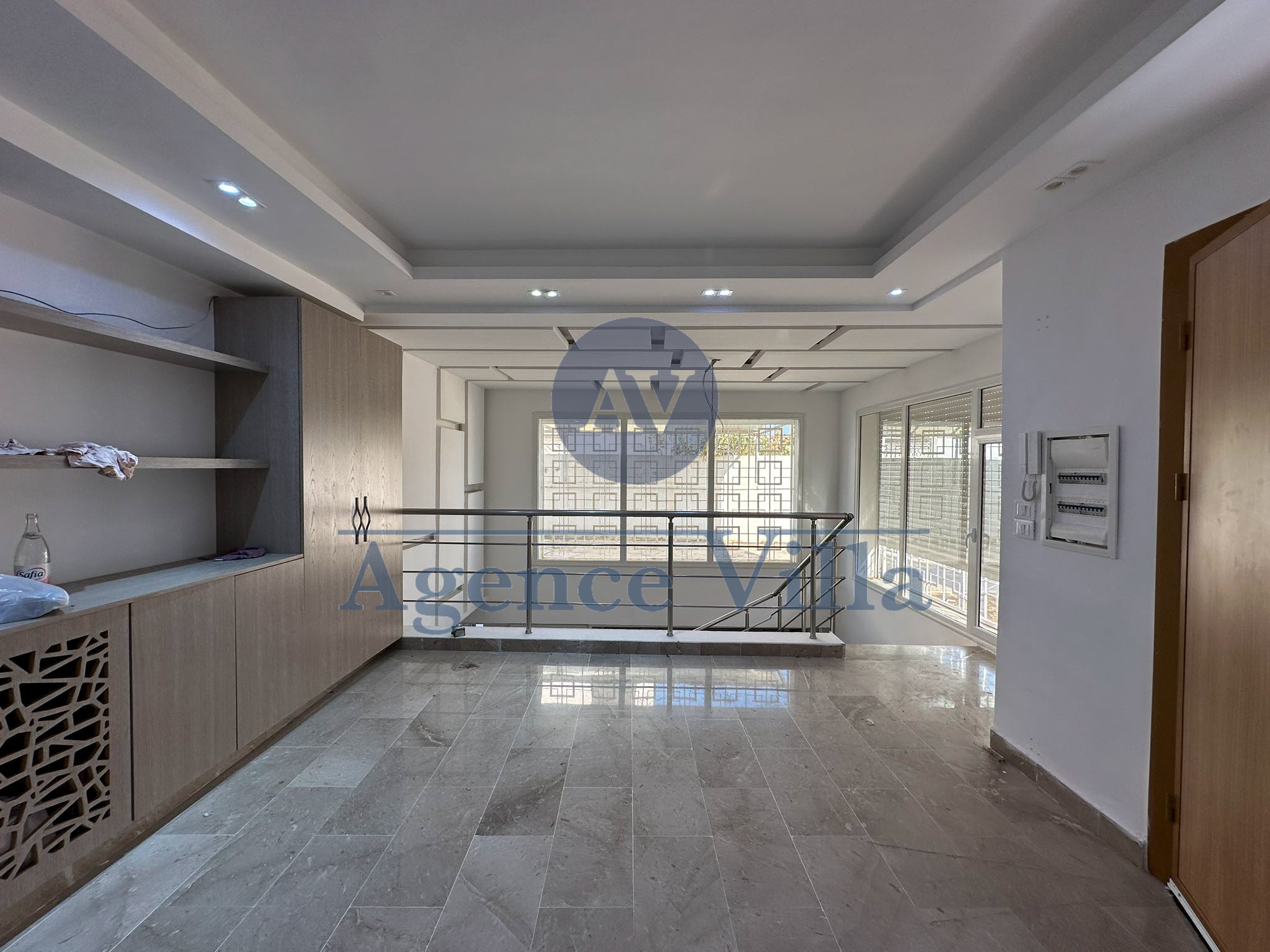 Location&nbsp;Duplex