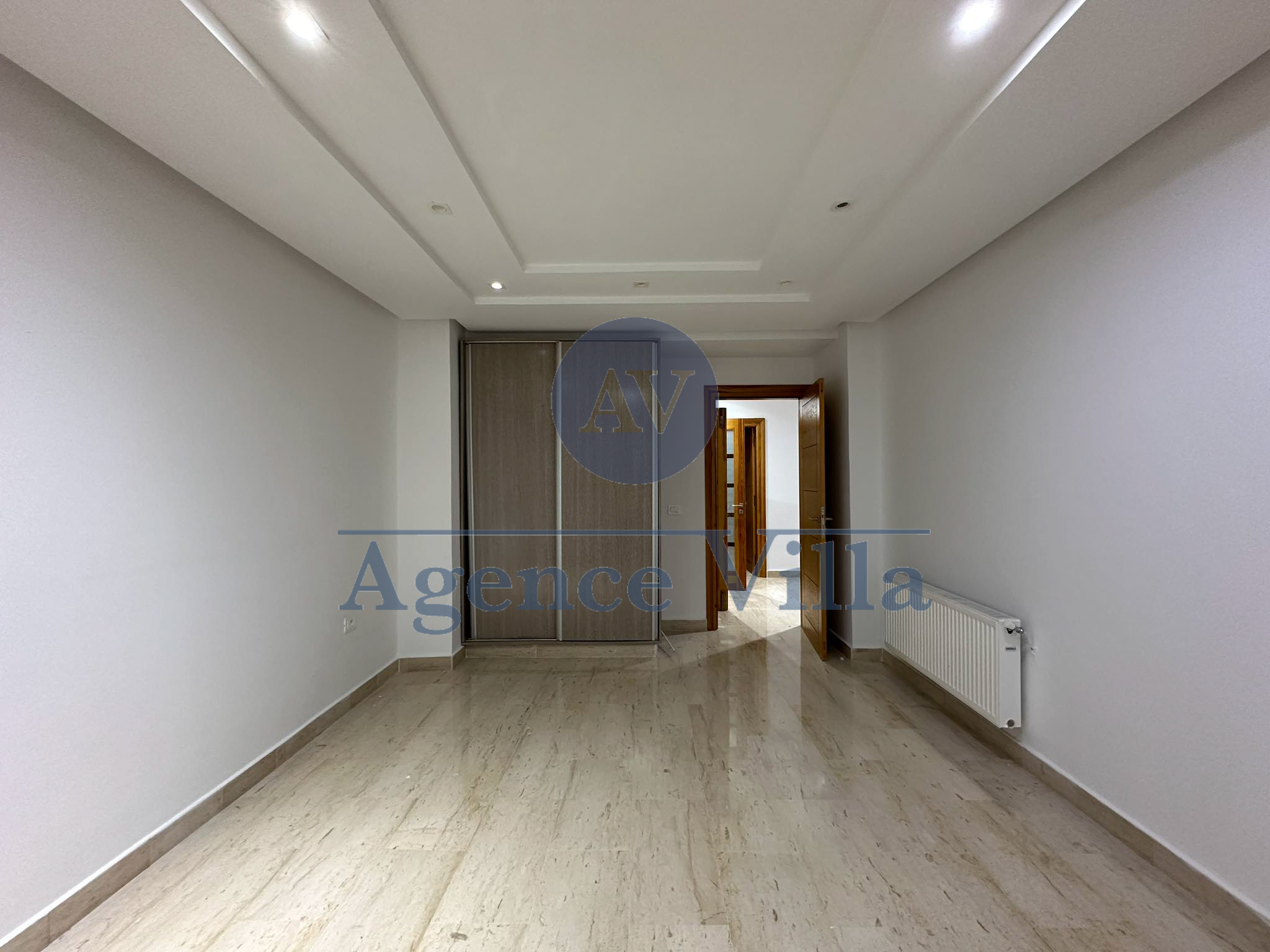 Ain Zaghouan&nbsp;Jardins de Carthage&nbsp;Location&nbsp;Duplex&nbsp;Villa s4 avec jardin � jardins de carthage