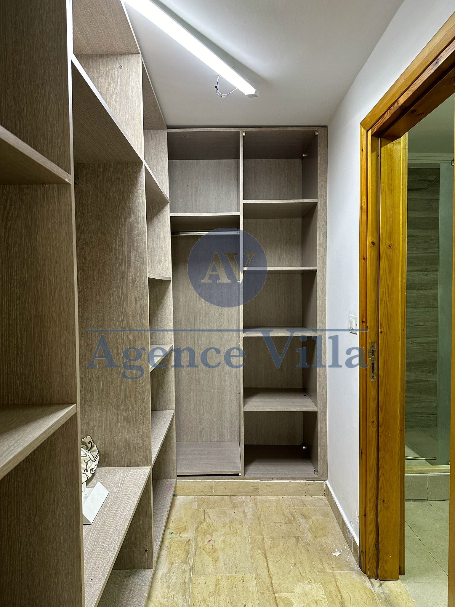 Ain Zaghouan&nbsp;Jardins de Carthage&nbsp;Location&nbsp;Duplex&nbsp;Villa s4 avec jardin � jardins de carthage