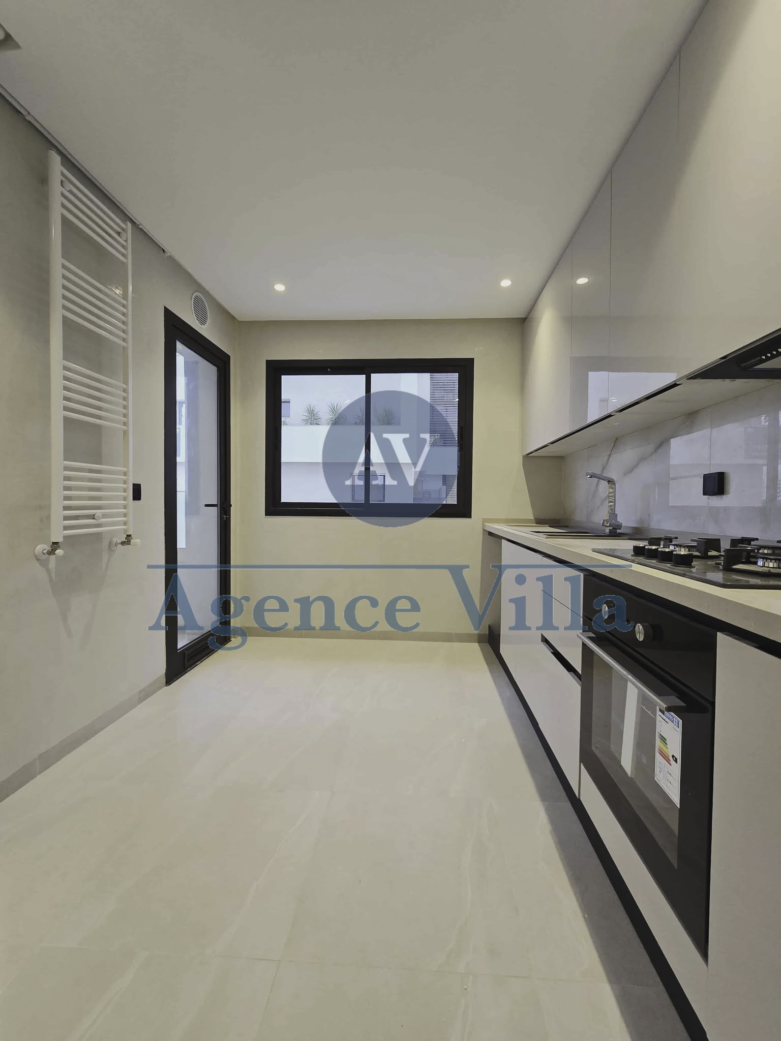 Ain Zaghouan Jardins de Carthage Location Appart. 3 pices Appartement s2 aux jardins de carthage