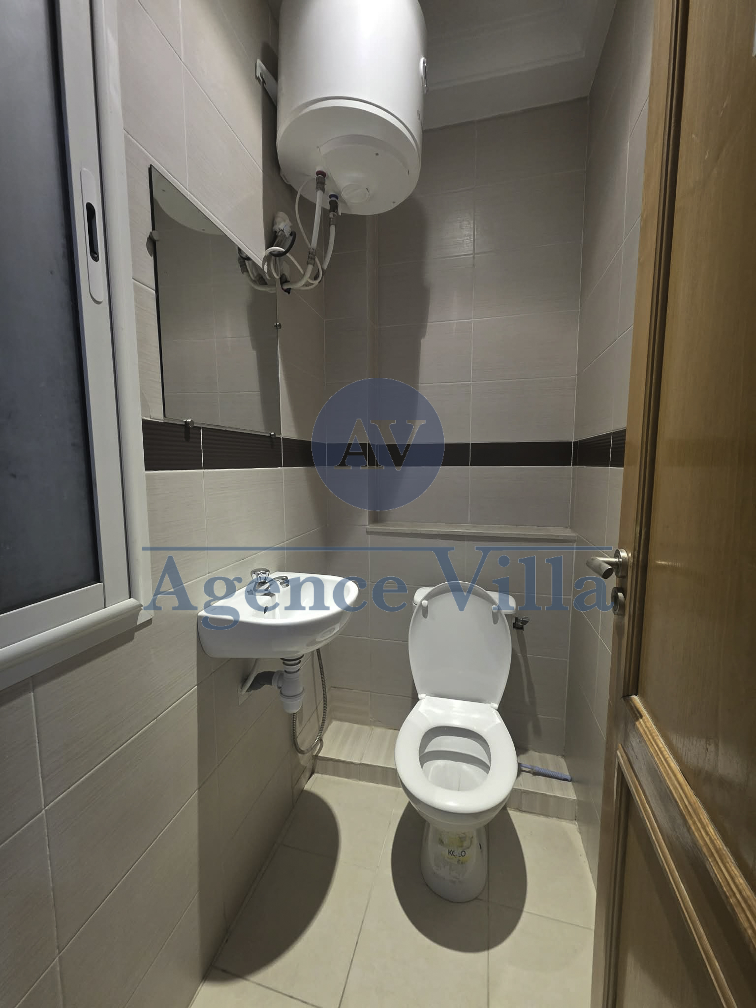 Ariana Ville Cite Ennasr 1 Bureaux & Commerces Bureau Bureau  ennasr