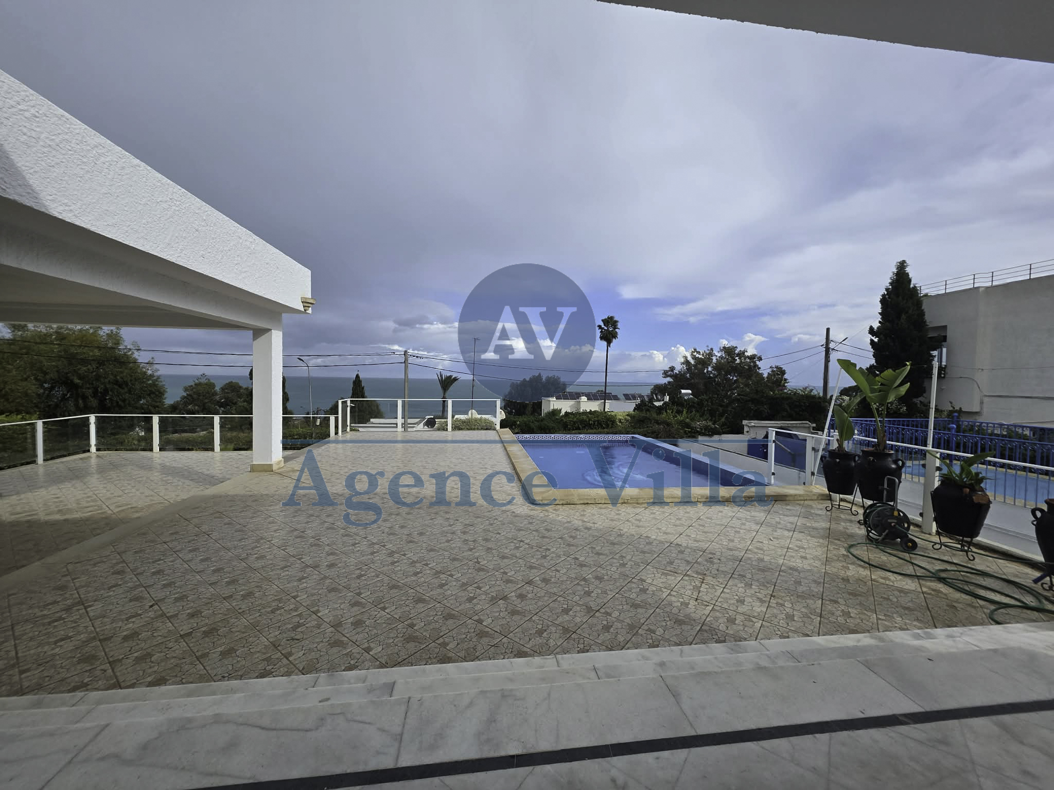 La Marsa Marsa Safsaf Location Maisons Une villa haut standing  la marsa avec vue mer