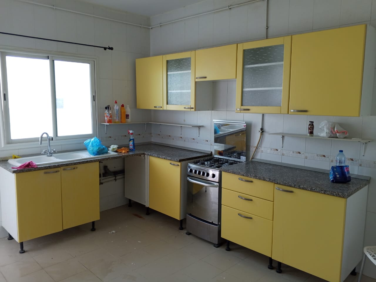 La Marsa El Aouina Location Appart. 4 pices Appartement s3  el wahat aouina