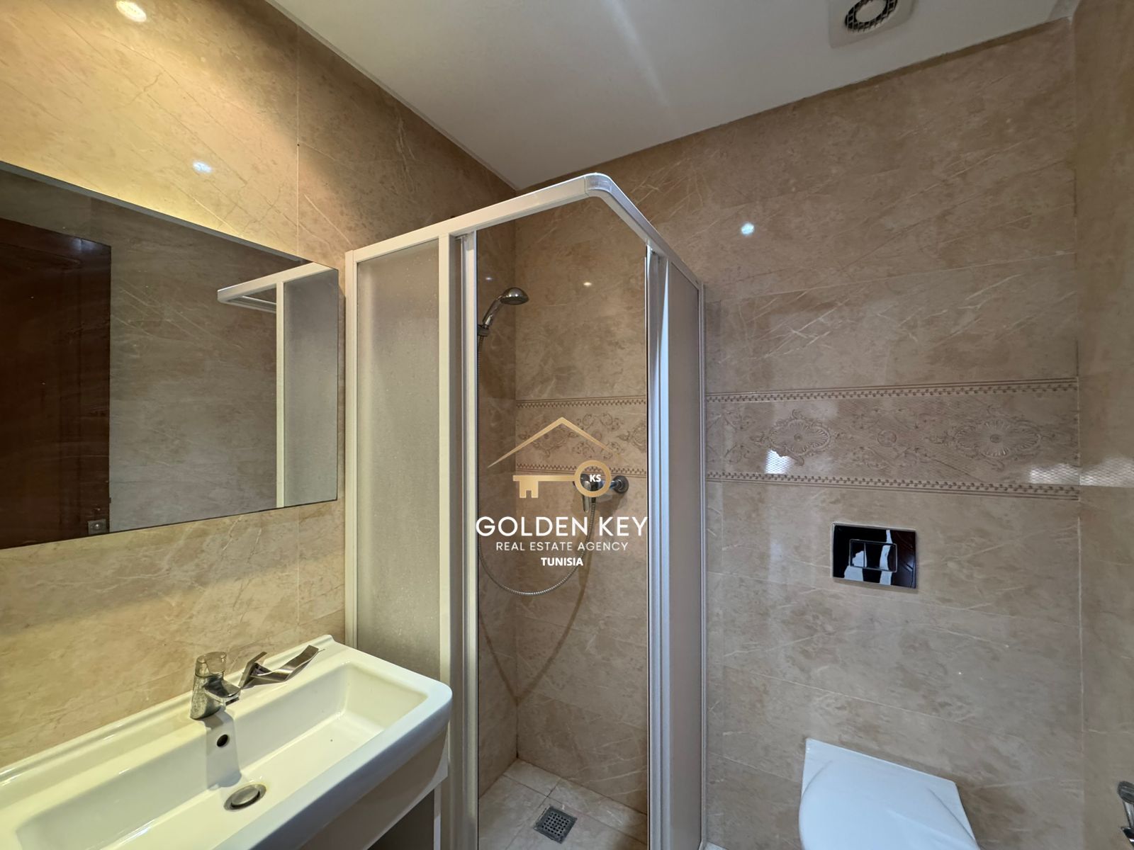 Ain Zaghouan Jardins de Carthage Location Appart. 4 pices Appartement s3 avec chambre de service