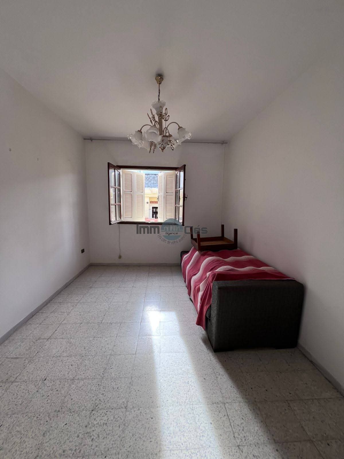 Bizerte Nord&nbsp;Bizerte&nbsp;Vente&nbsp;Appart. 4 pi�ces&nbsp;Propre et vaste appartement