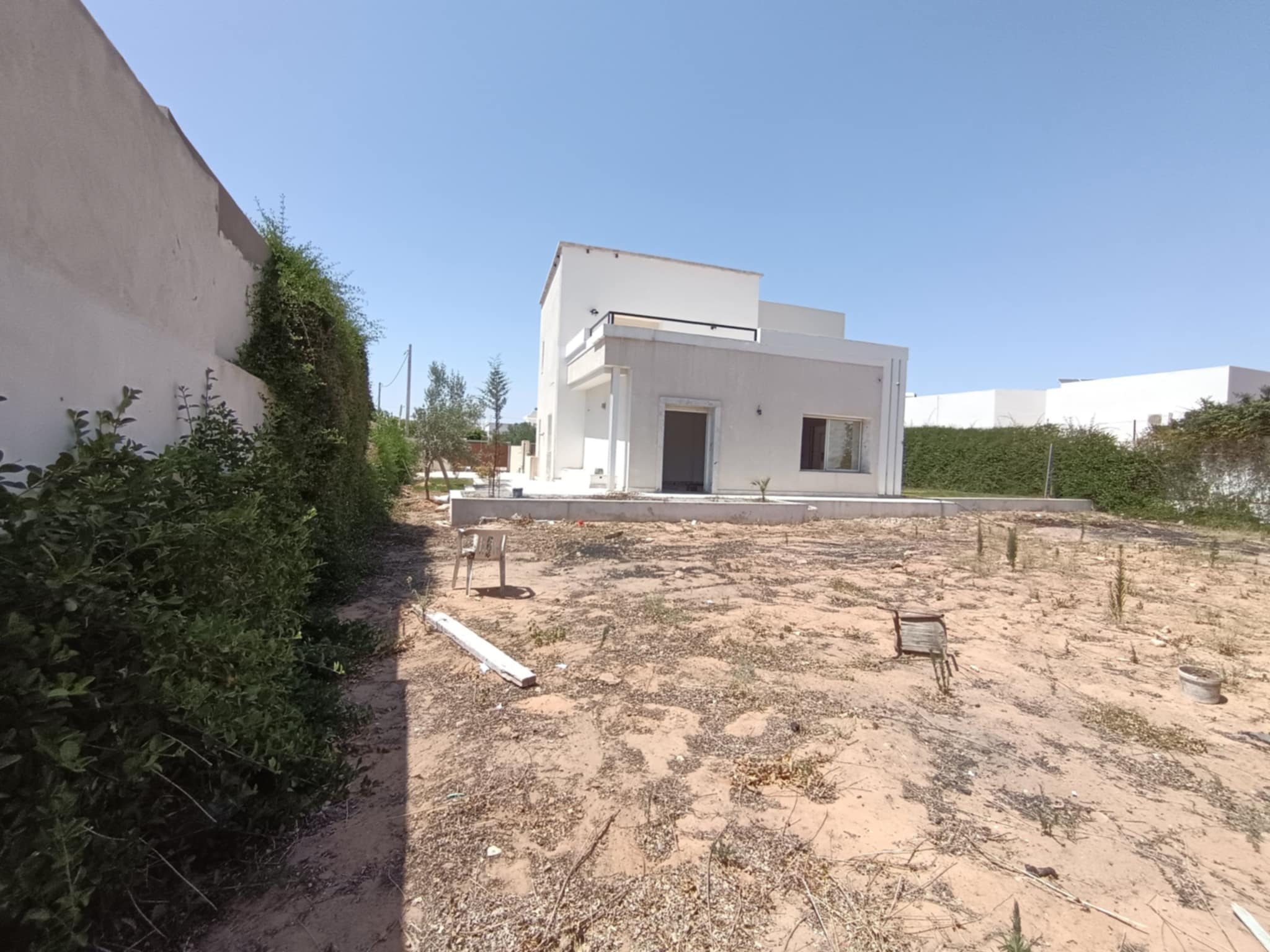 Sfax Ville Sfax Vente Duplex Villa inacheve et catcasse rte tunis