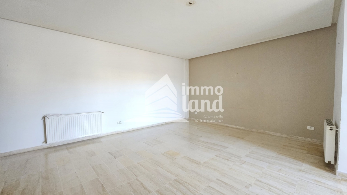 La Soukra Chotrana 1 Location Appart. 3 pices Appartement s2 spacieux  la soukra