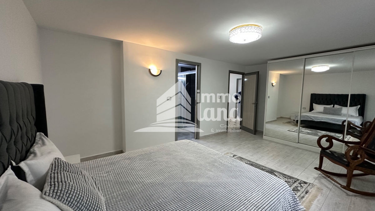 La Marsa Sidi Daoud Location Appart. 3 pices Rez de jardin s3 meubl  la marsa