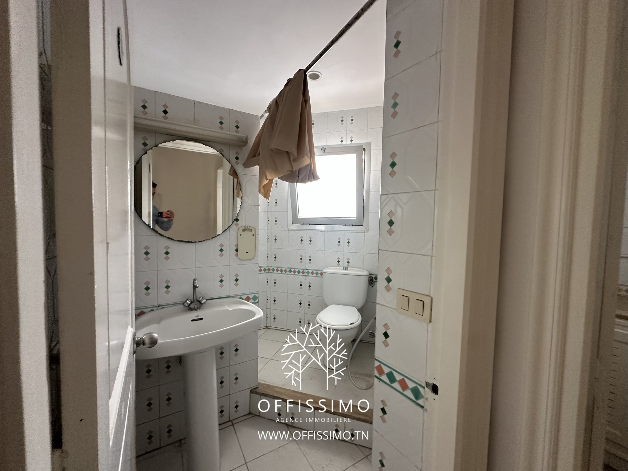 La Marsa&nbsp;Berge Du Lac&nbsp;Location&nbsp;Surfaces&nbsp;Bureau 1 pieces lac 1