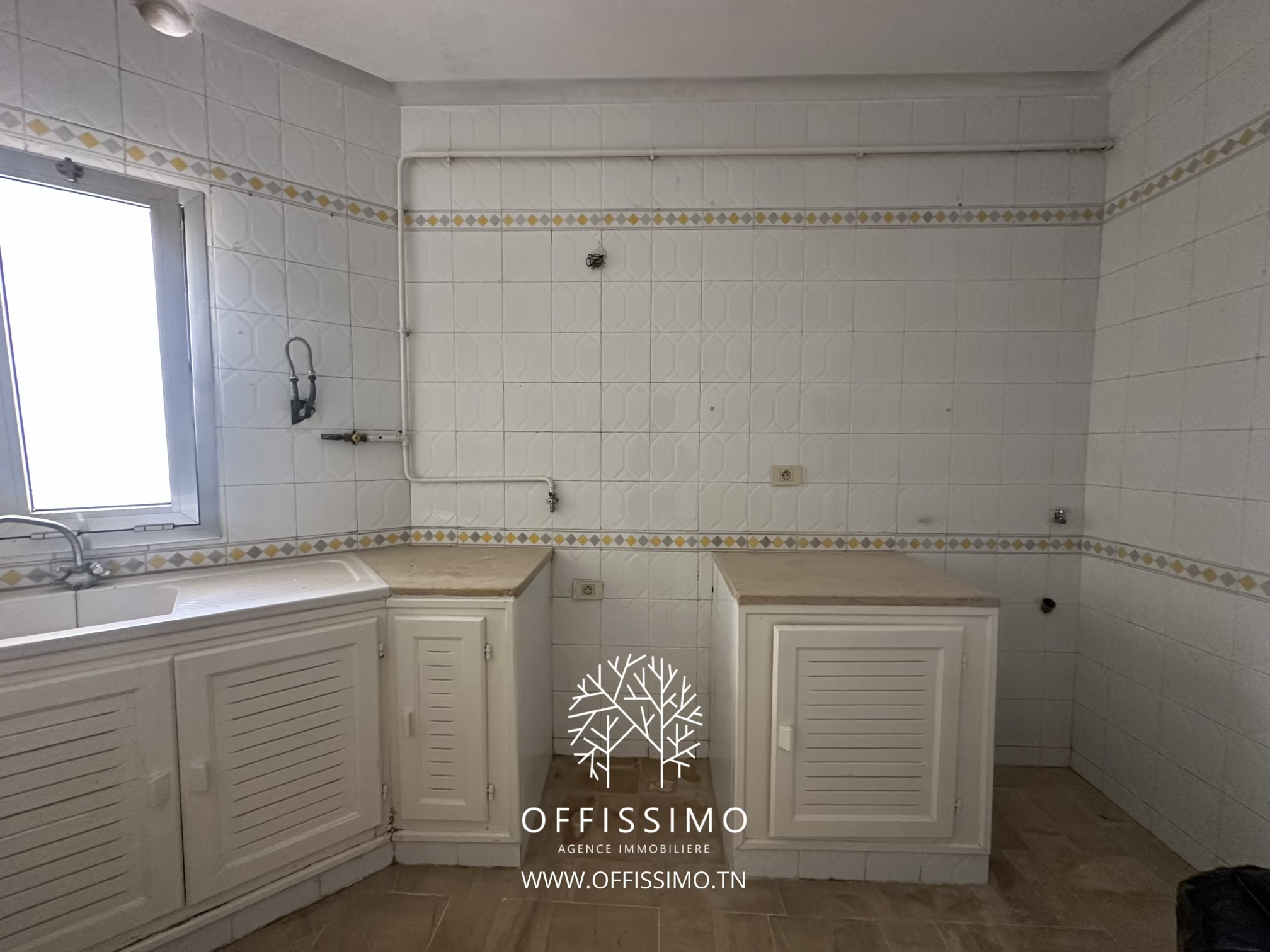 La Marsa&nbsp;Berge Du Lac&nbsp;Location&nbsp;Surfaces&nbsp;Bureau 1 pieces lac 1