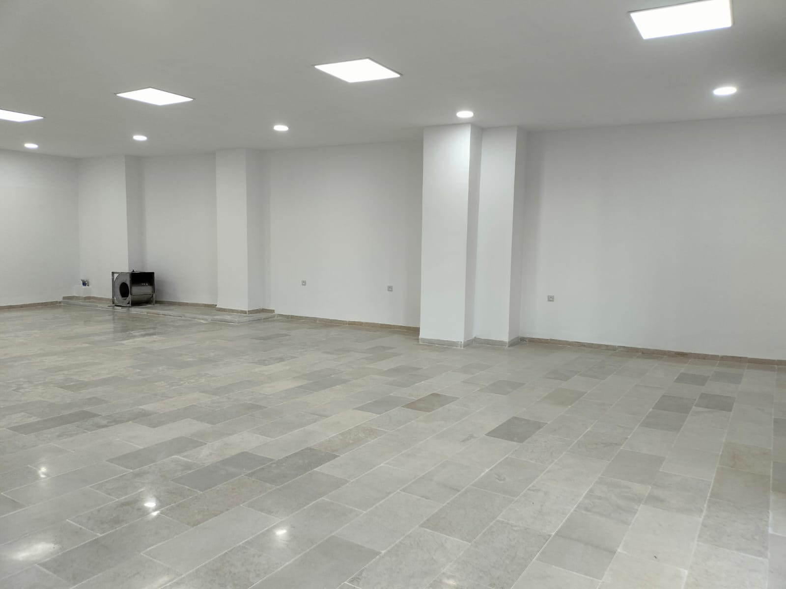 Hammam Sousse&nbsp;Hammam Sousse&nbsp;Bureaux & Commerces&nbsp;Surfaces&nbsp;Local commercial de surface 130 m
