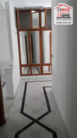 La Marsa Marsa Ennassim Location Appart. 2 pices Etage de villa s2 sacha  cit el marah