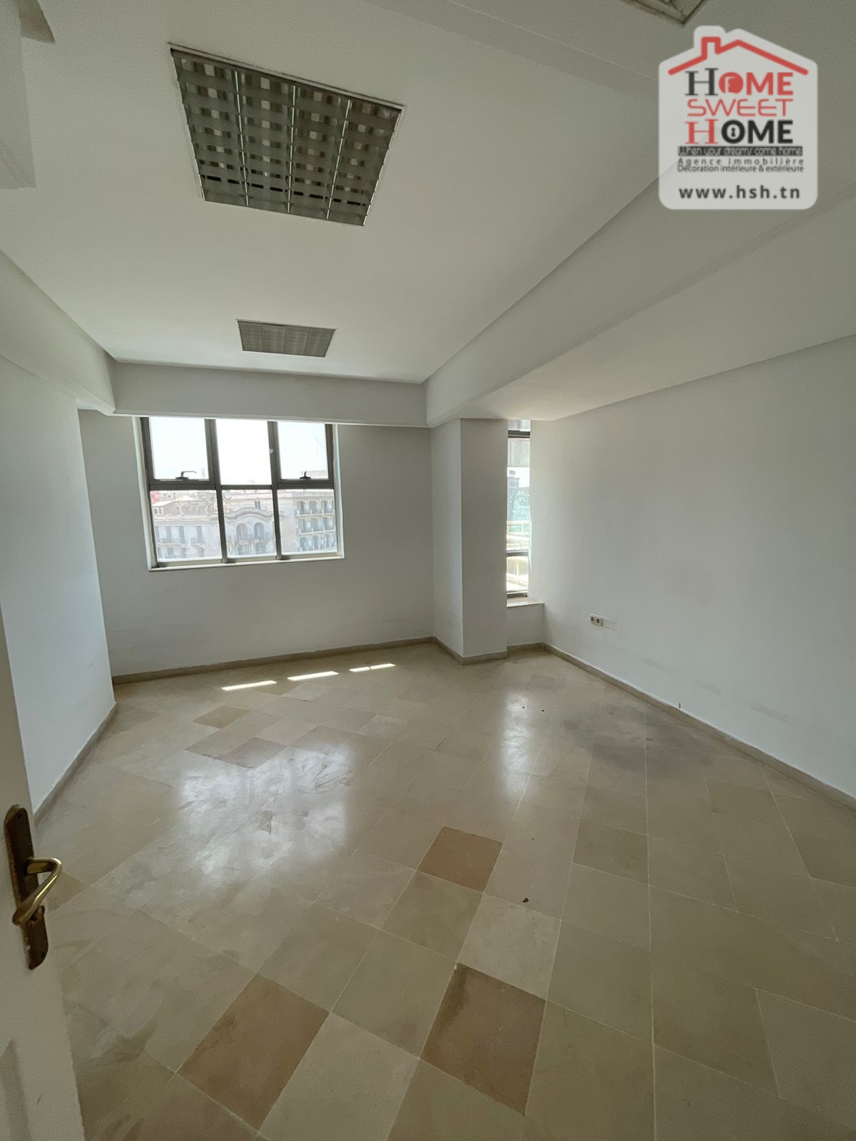 Bab Bhar&nbsp;Bab Bhar&nbsp;Bureaux & Commerces&nbsp;Bureau&nbsp;Bureau h2 willemstad au centre ville tunis