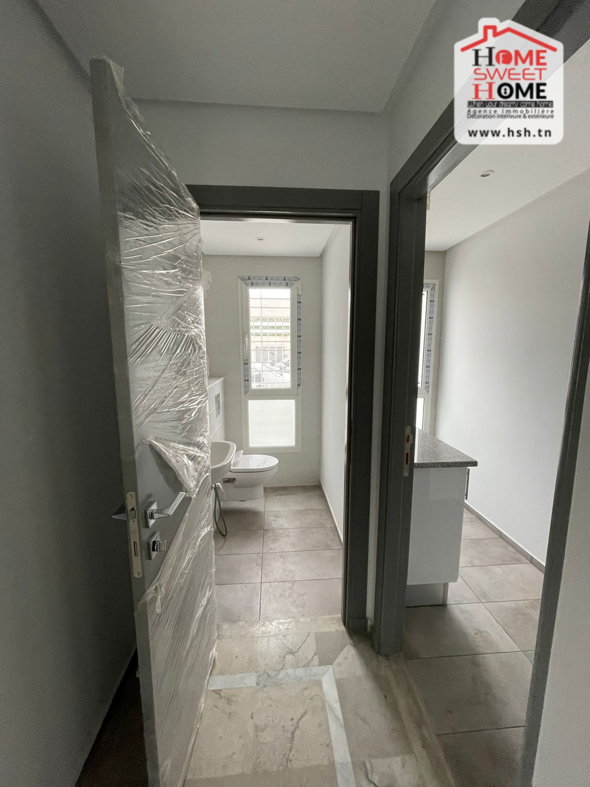 Bab Bhar&nbsp;Bab Bhar&nbsp;Location&nbsp;Appart. 3 pi�ces&nbsp;Bureau h3 seldanim � el kasbah