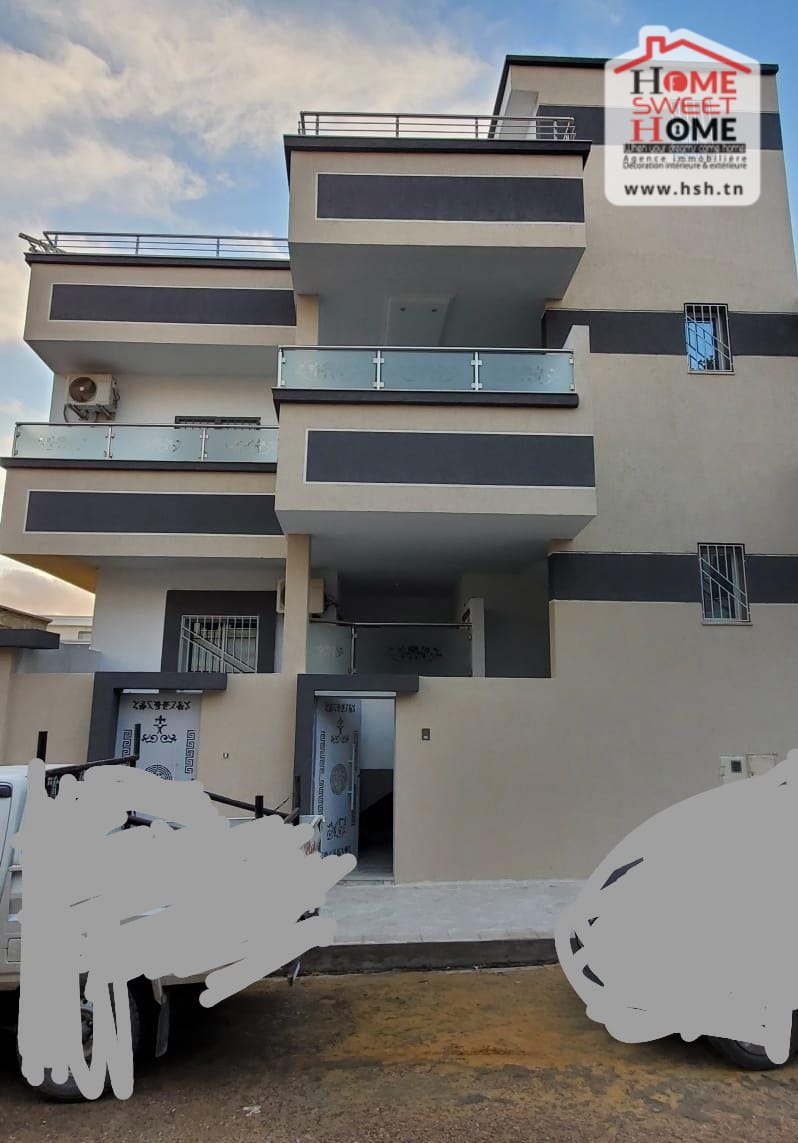 El Mourouj El Mourouj Vente Appart. 5 pices+ Immeuble voltora d el mourouj