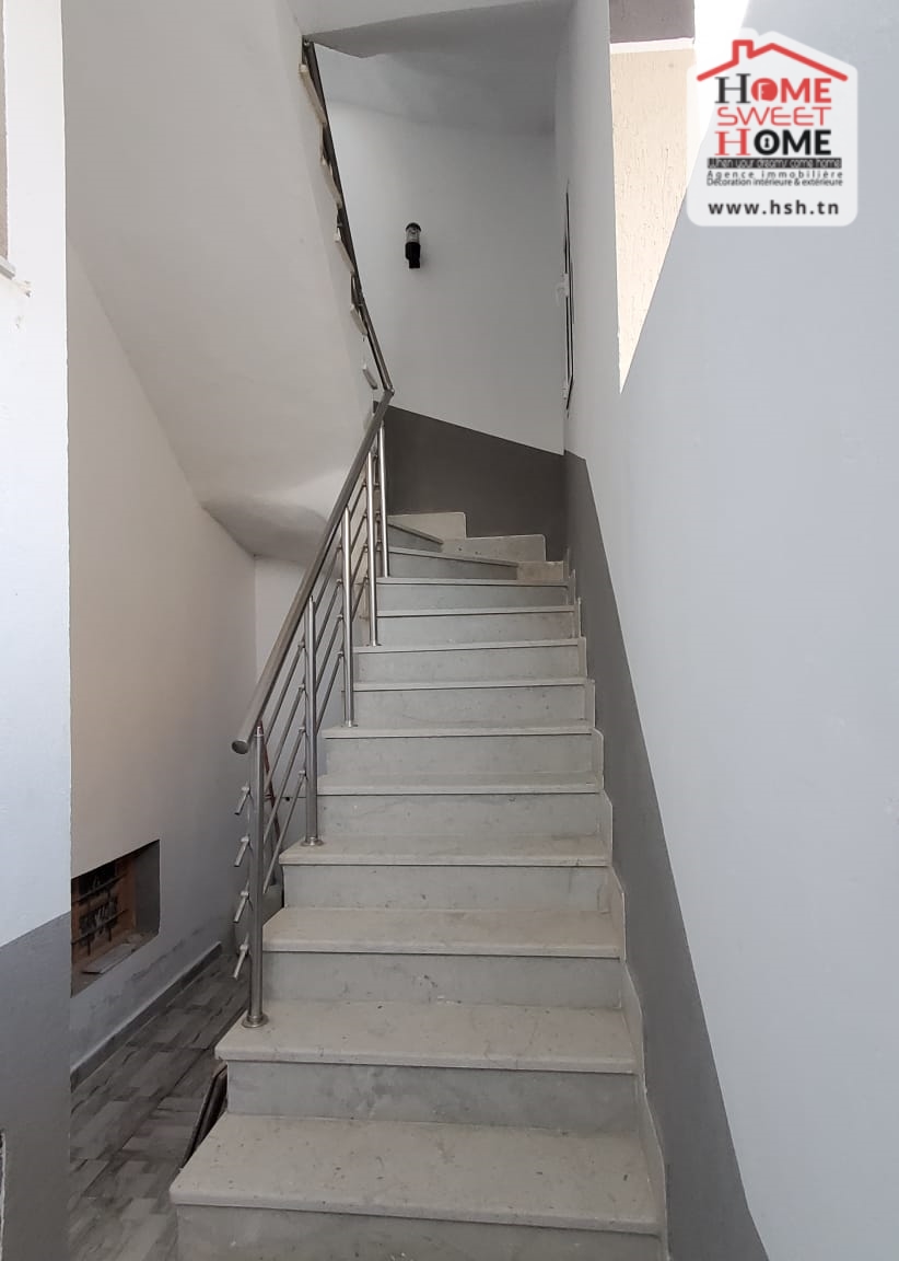 El Mourouj El Mourouj Vente Appart. 5 pices+ Immeuble voltora d el mourouj