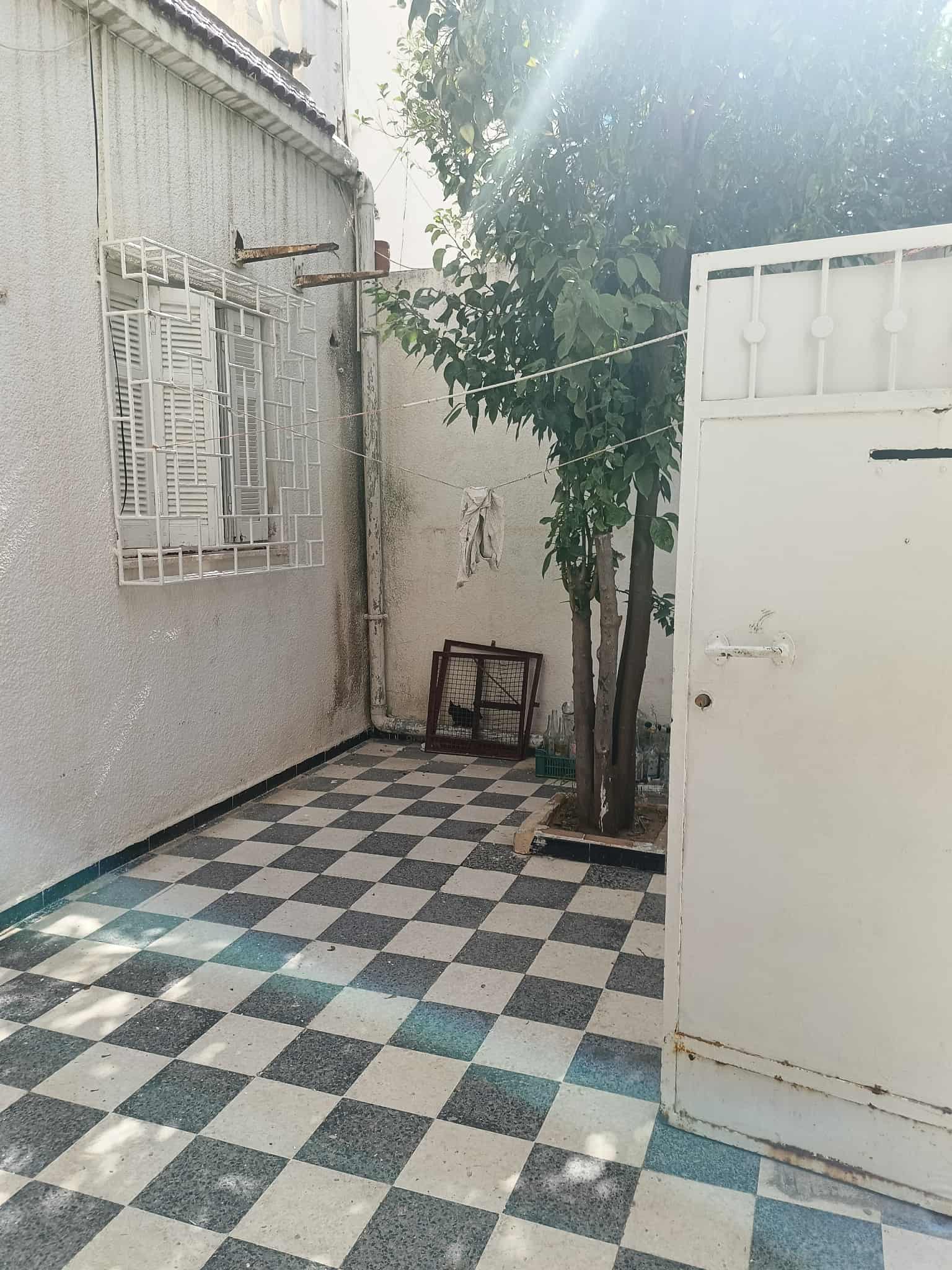 Ettahrir Cite Ettahrir Sup. Vente Duplex Un spacieux duplex