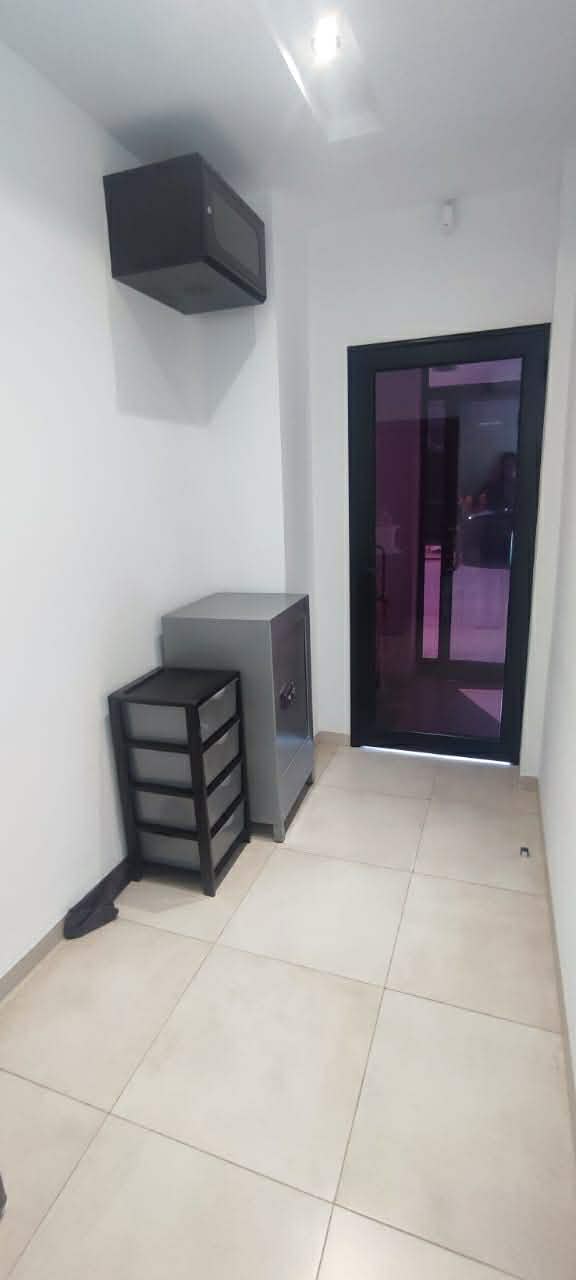 La Marsa El Aouina Bureaux & Commerces Bureau Un bureau de change