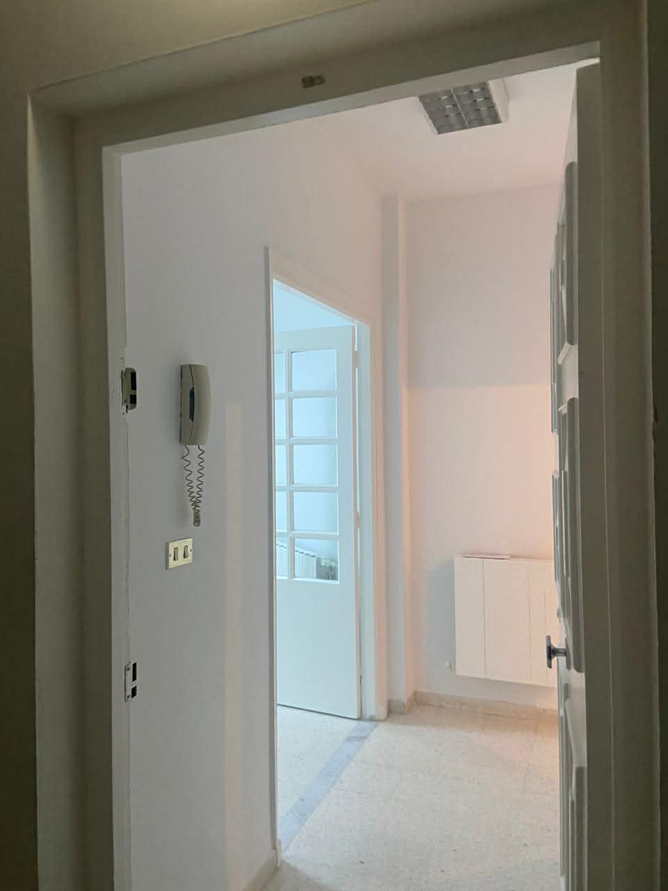 La Marsa Berge Du Lac Location Appart. 5 pices+ Un appart s4 usage bureautique