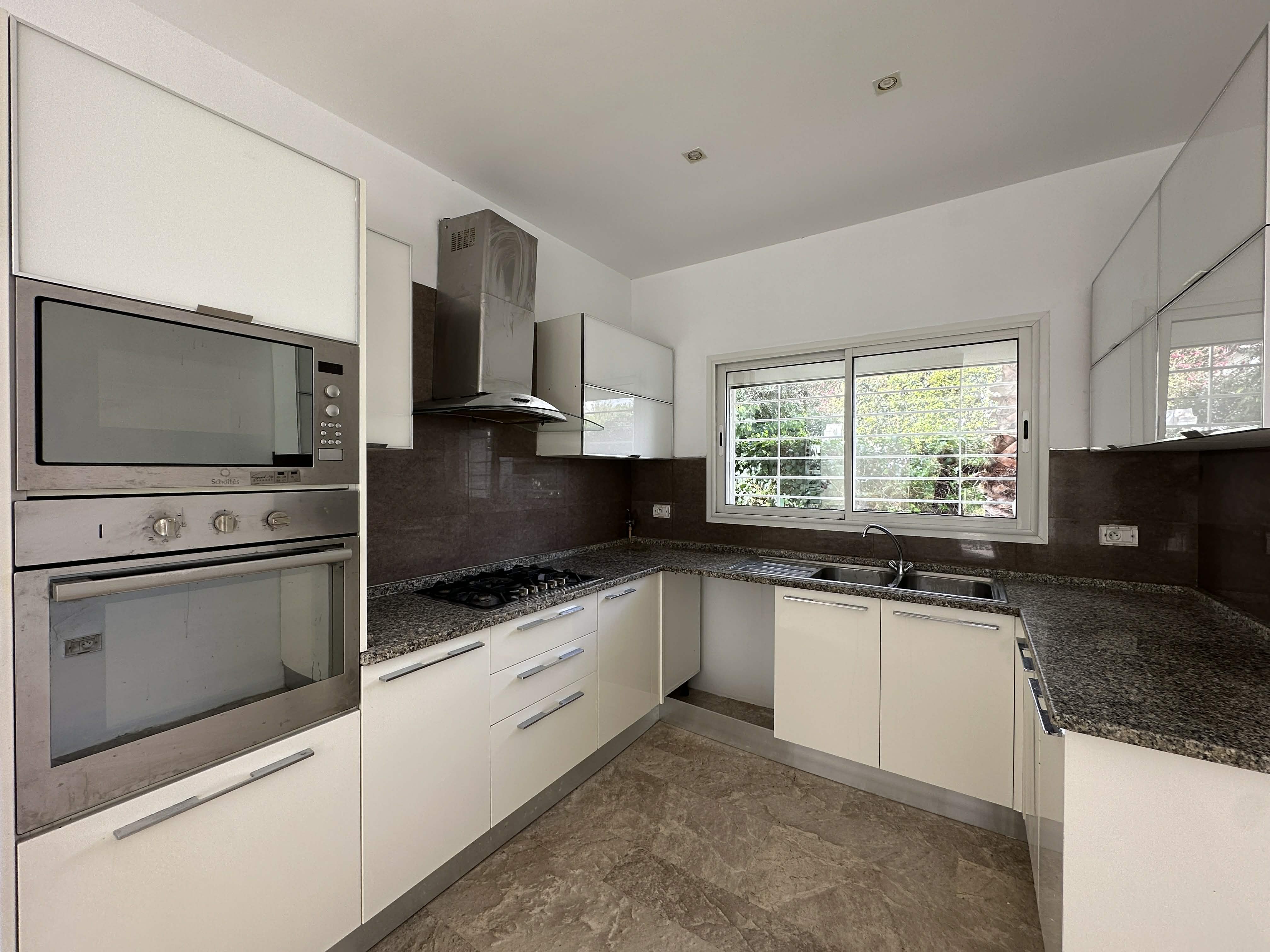 El Menzah Mutuelle Ville Location Maisons Villa s3 avec jardin  mutuelle ville