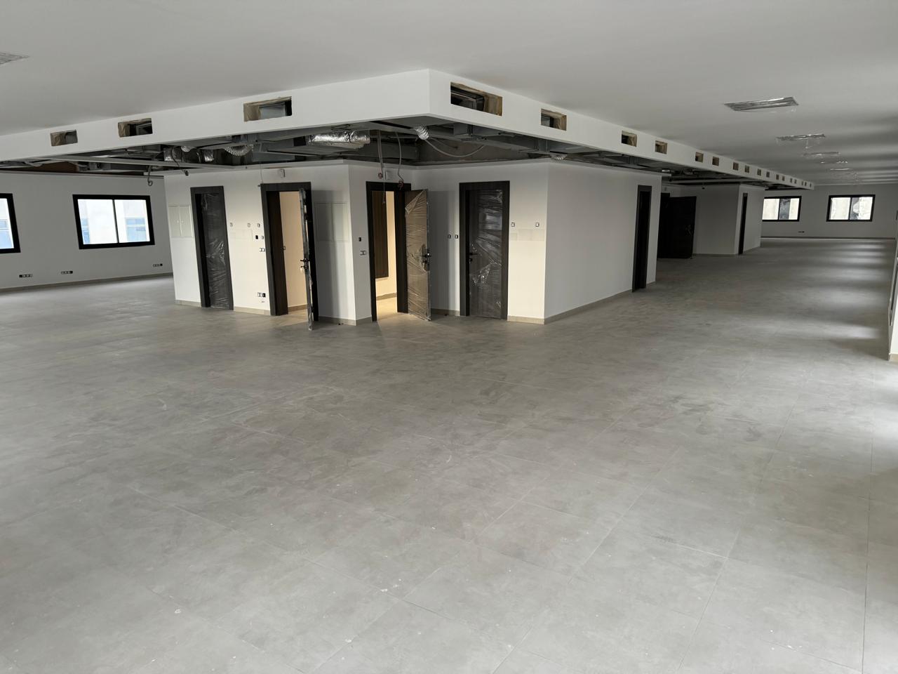 El Kram&nbsp;Le Kram&nbsp;Bureaux & Commerces&nbsp;Bureau&nbsp;Super immeuble bureautique neuf au lac 3