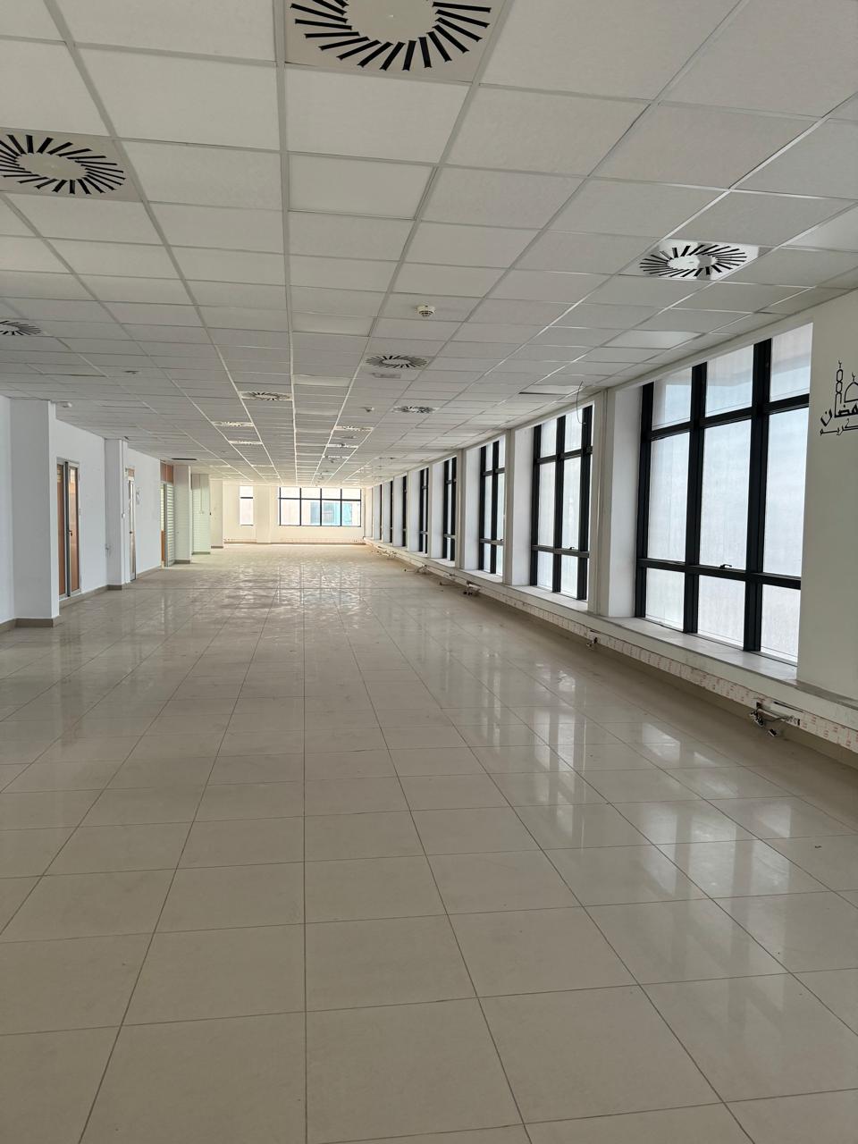 La Marsa&nbsp;Berge Du Lac&nbsp;Bureaux & Commerces&nbsp;Bureau&nbsp;Bureau 1000 m2 hs au lac 2