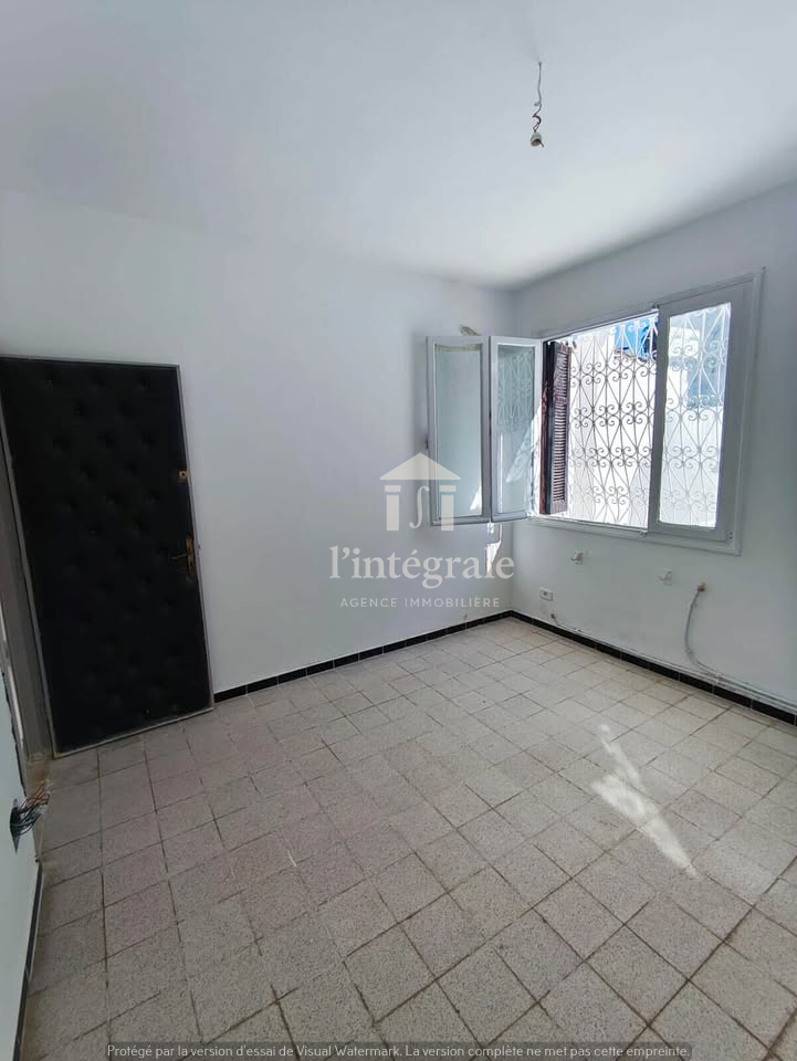 Ariana Ville El Menzah 5 Location Maisons Rez de chausse d'une villa  usage bureautique